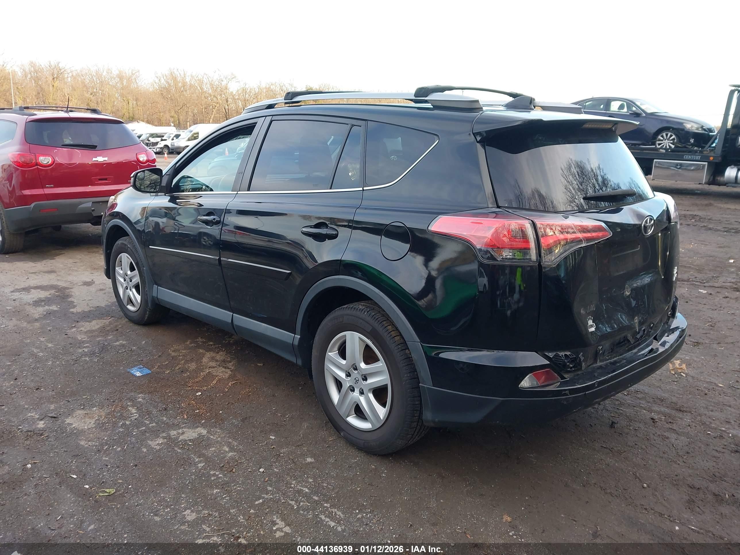 TOYOTA RAV4 image 3
