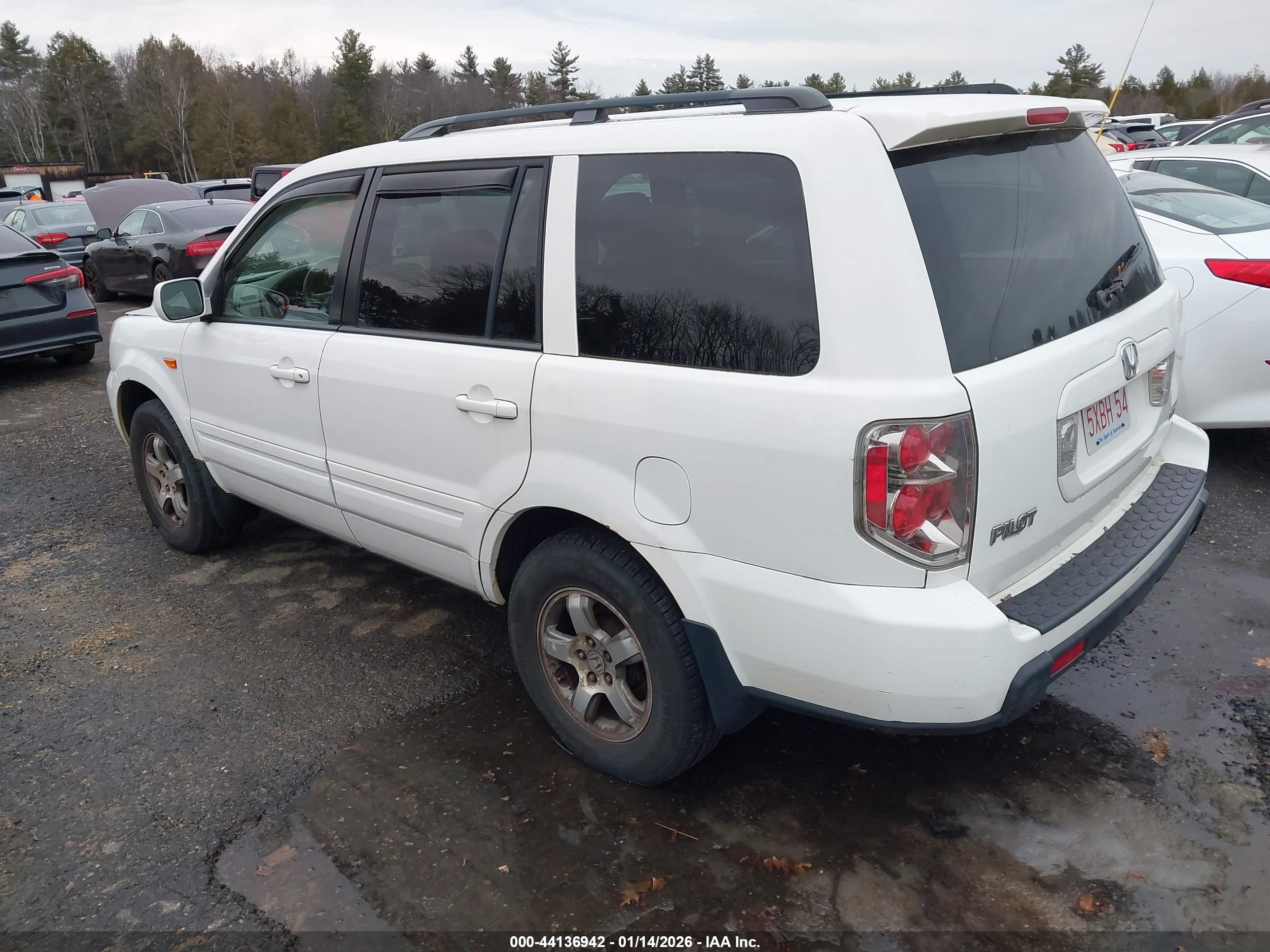 HONDA PILOT image 3