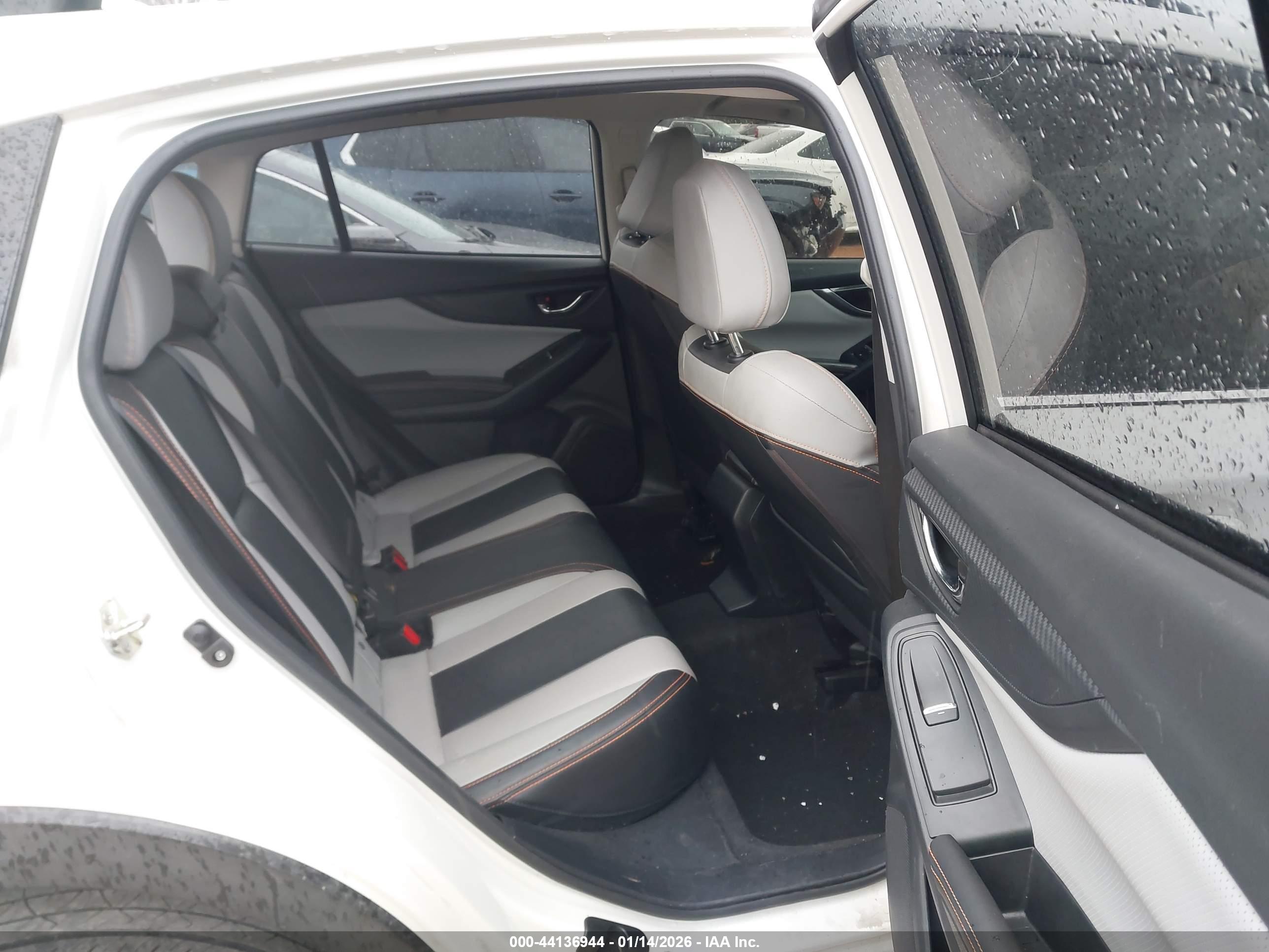 SUBARU CROSSTREK image 8