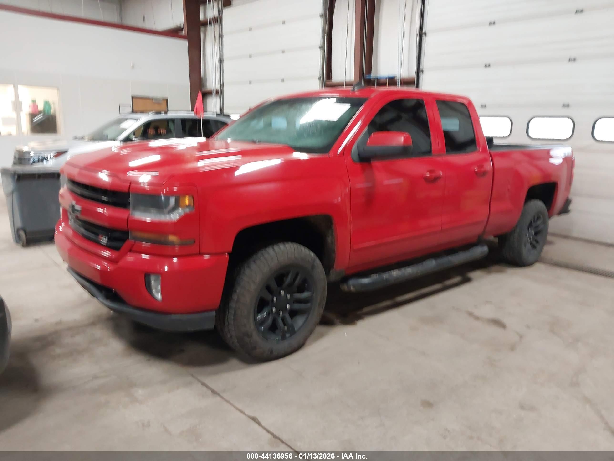 CHEVROLET SILVERADO image 2