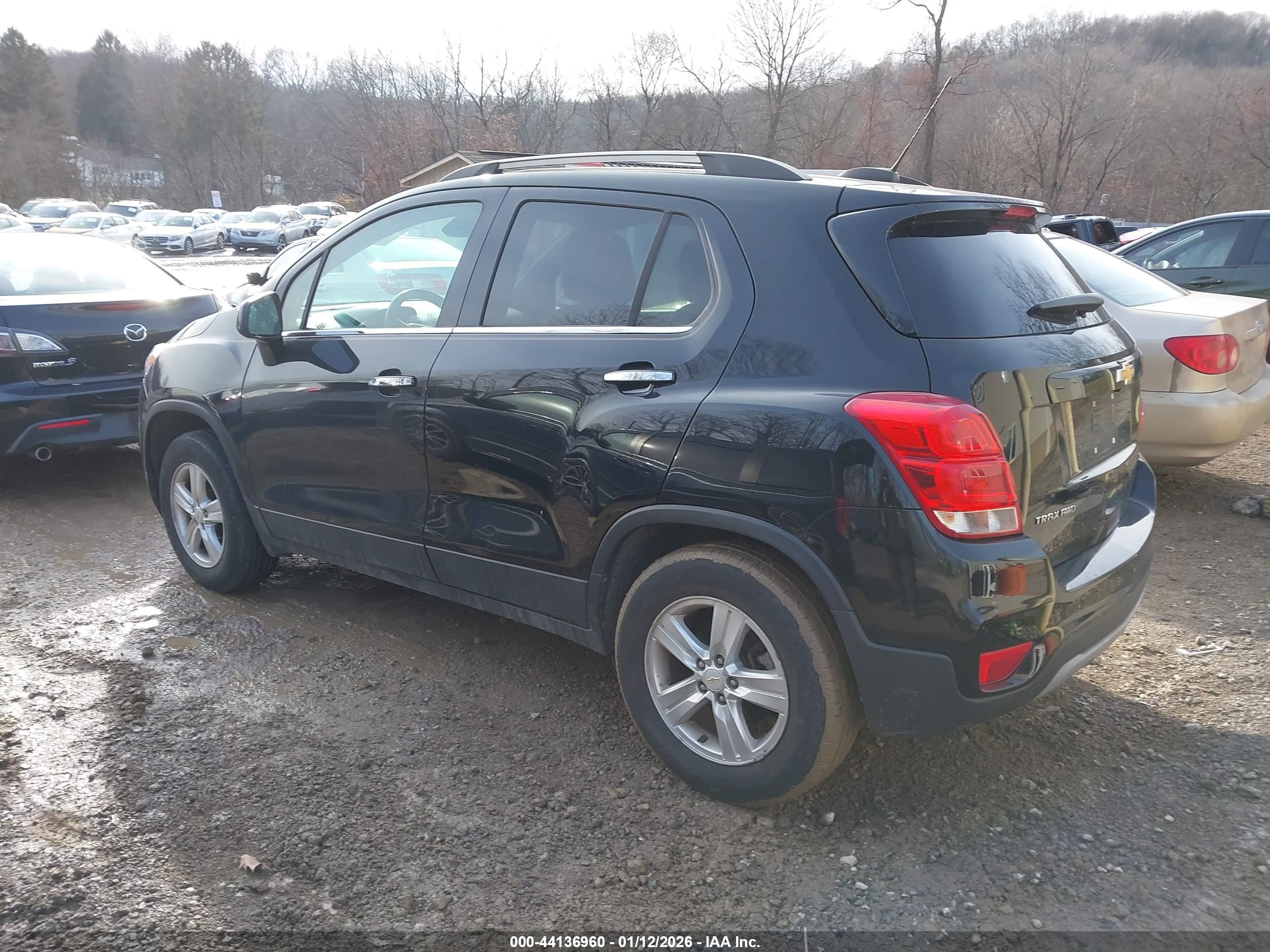 CHEVROLET TRAX image 3
