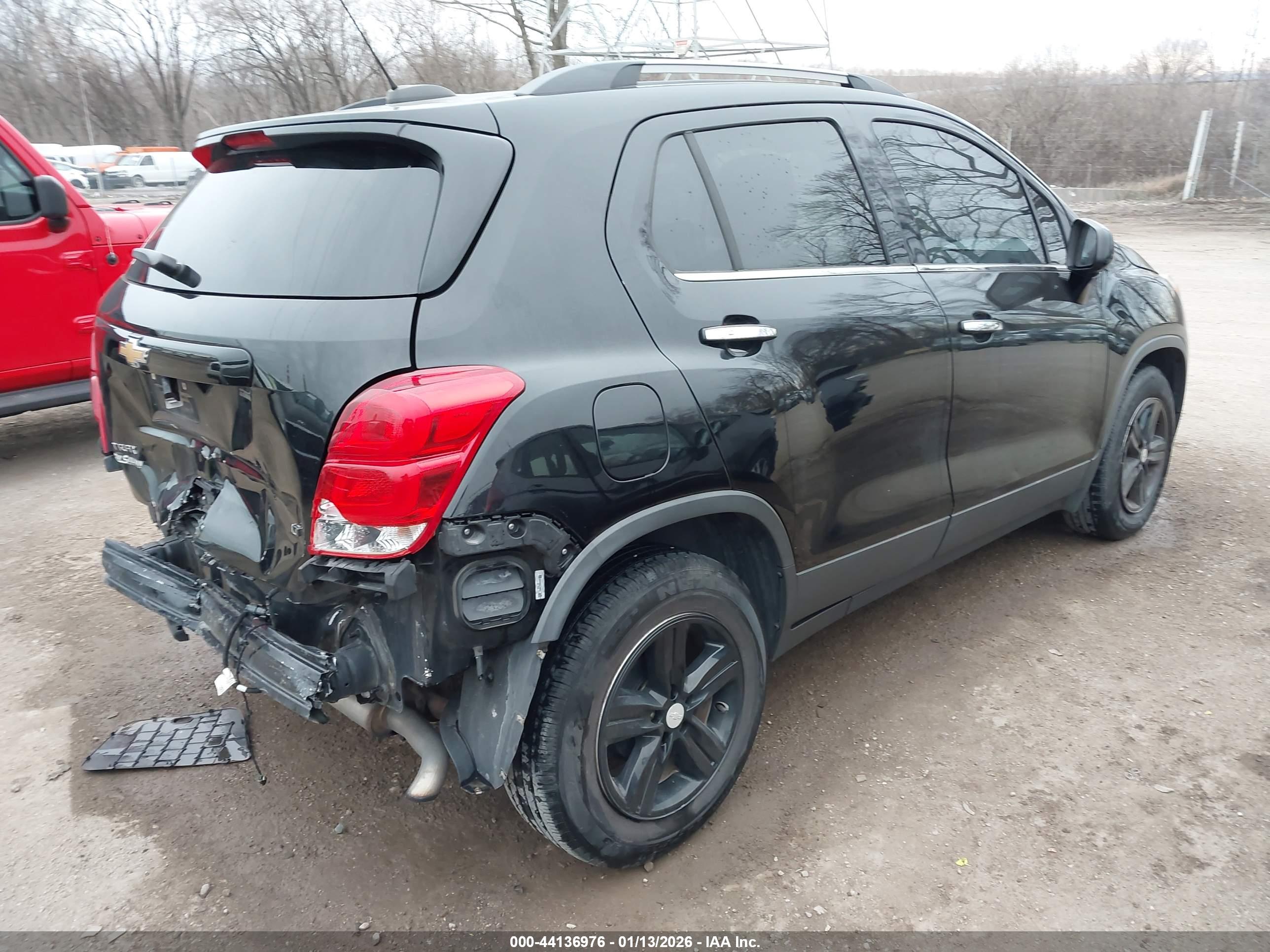 CHEVROLET TRAX image 4