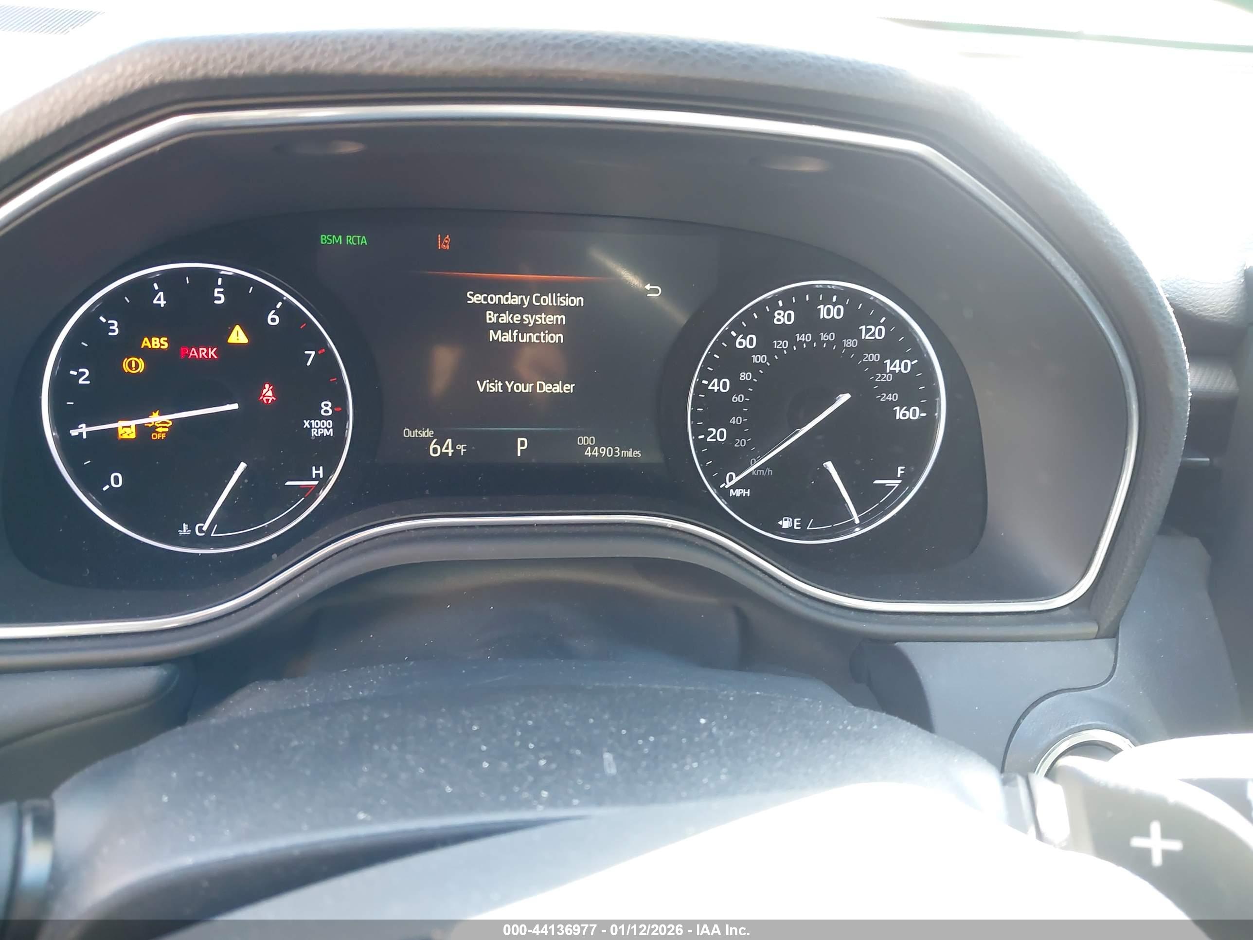 TOYOTA AVALON image 7