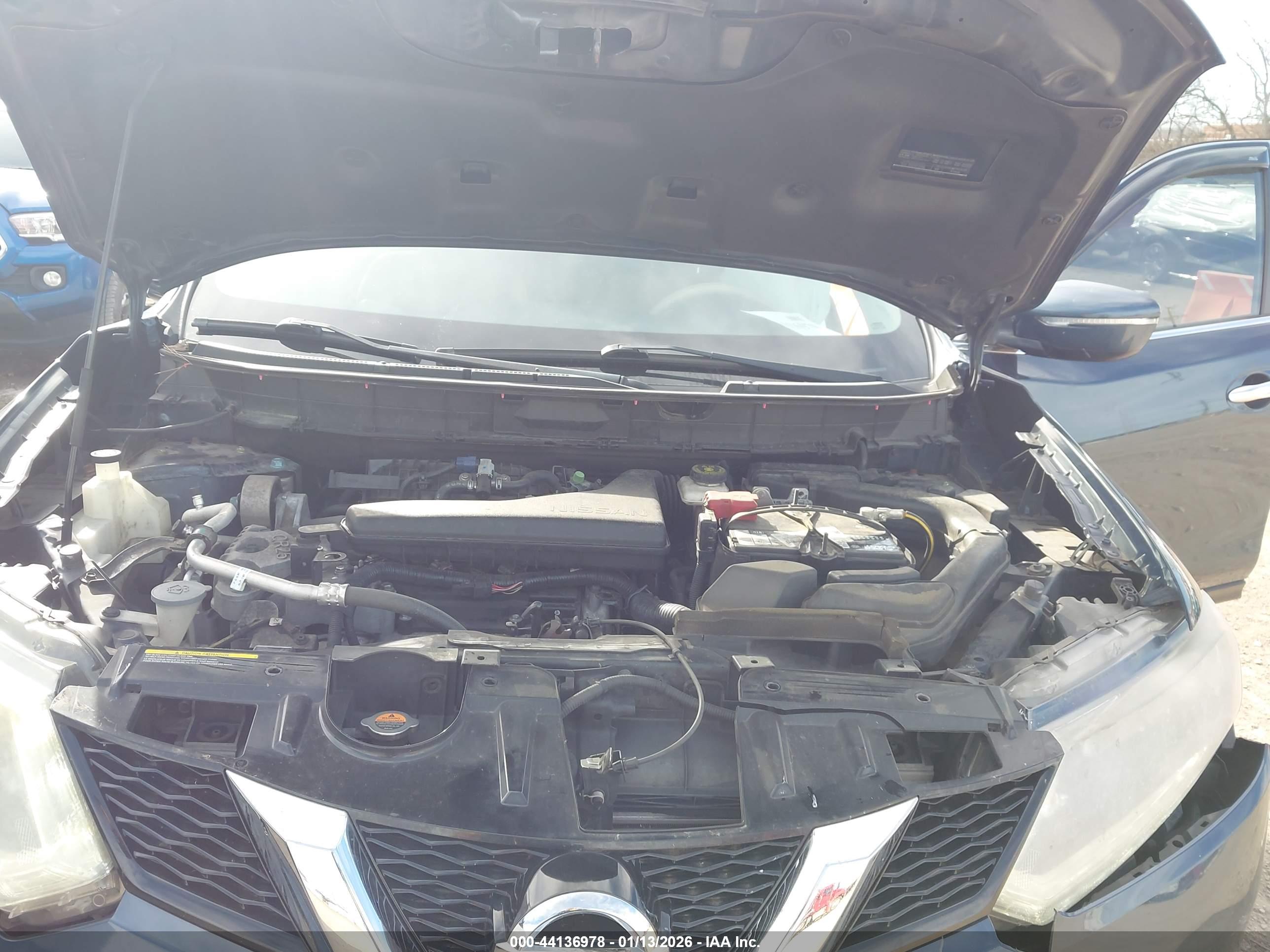 NISSAN ROGUE image 10
