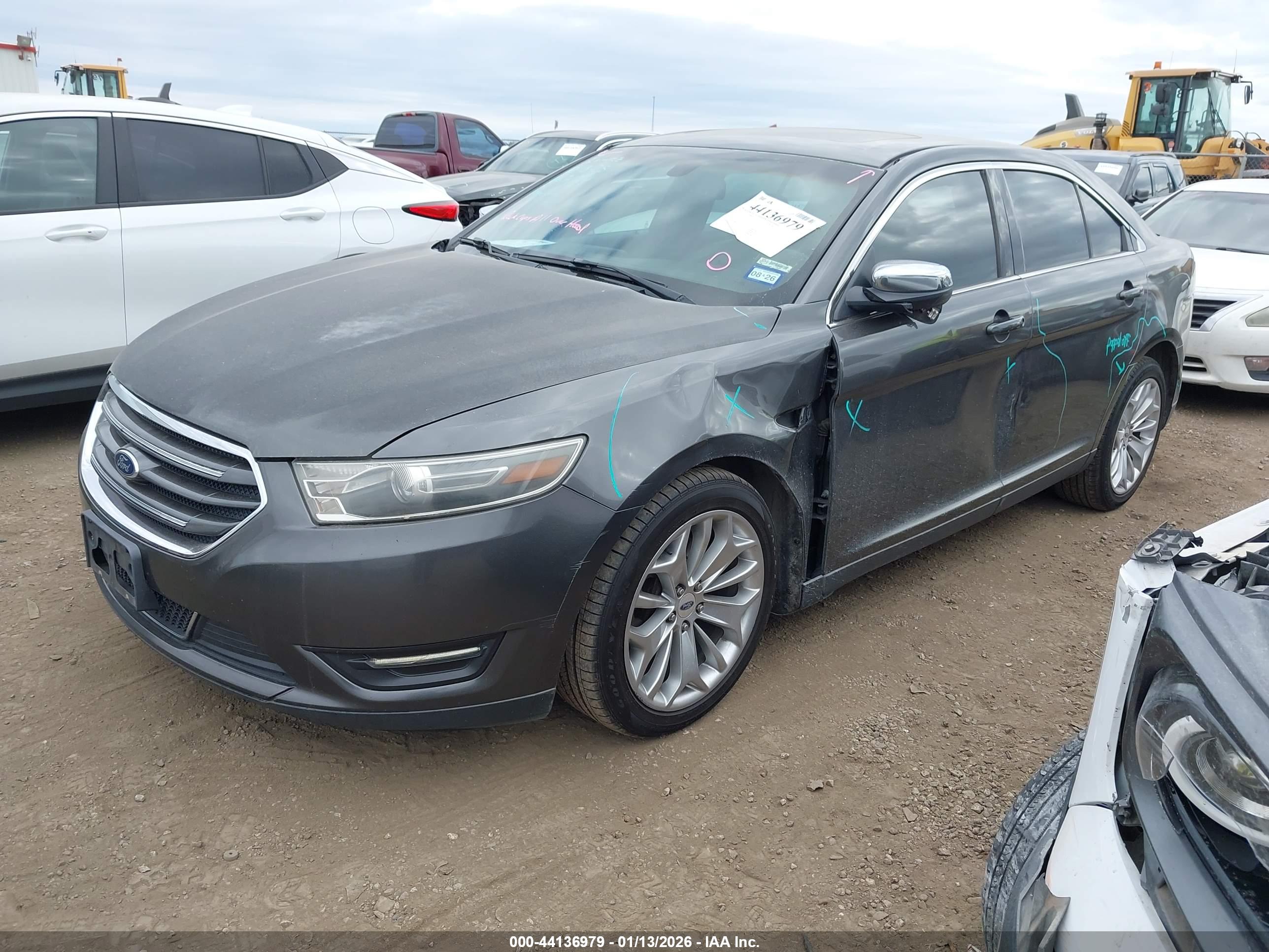 FORD TAURUS image 2