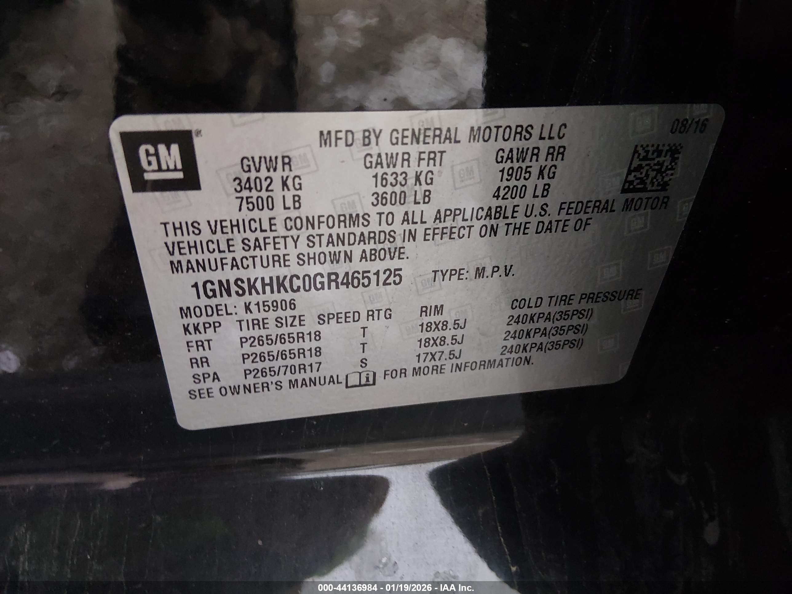 CHEVROLET SUBURBAN image 9