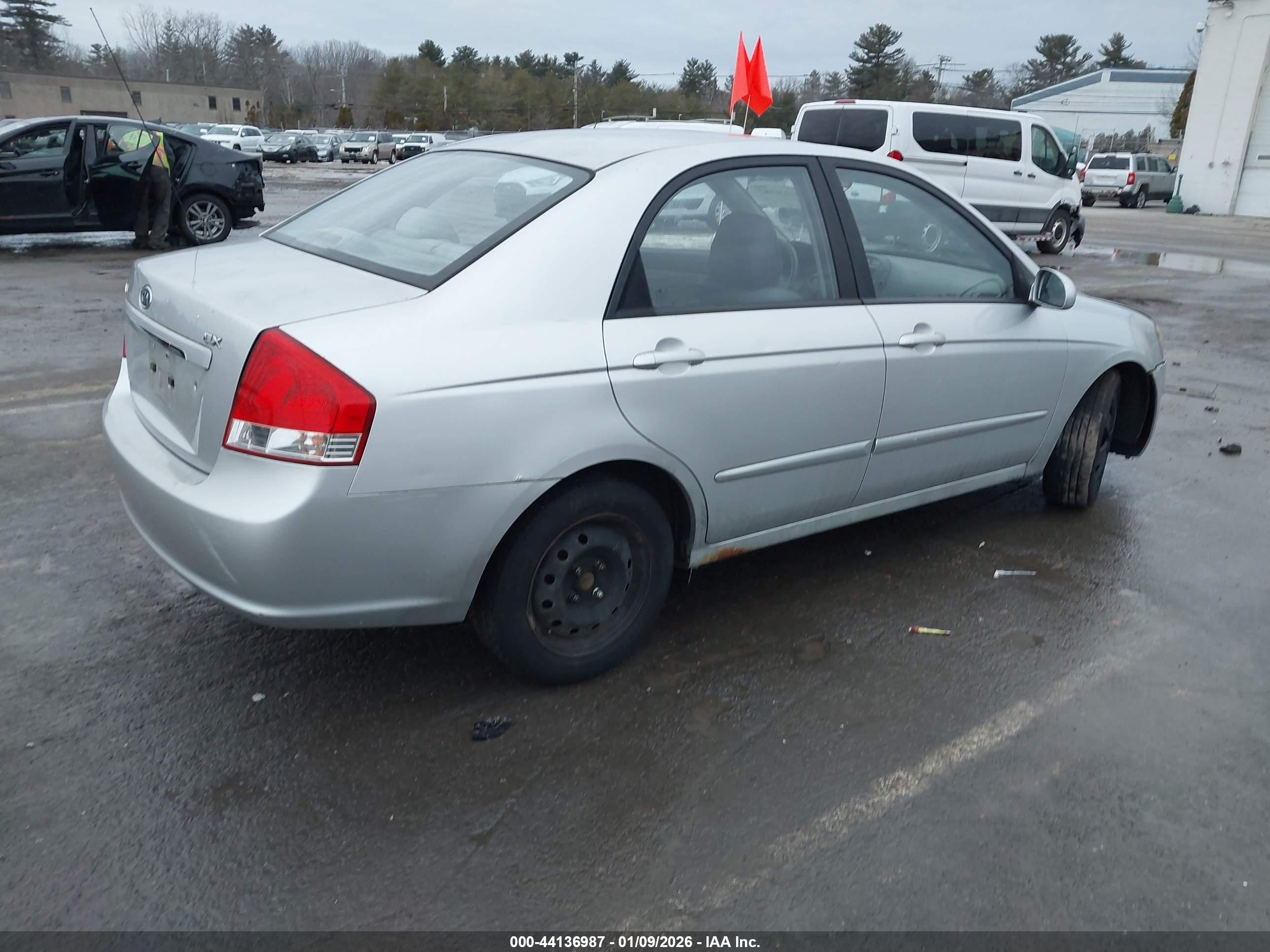 KIA SPECTRA image 4