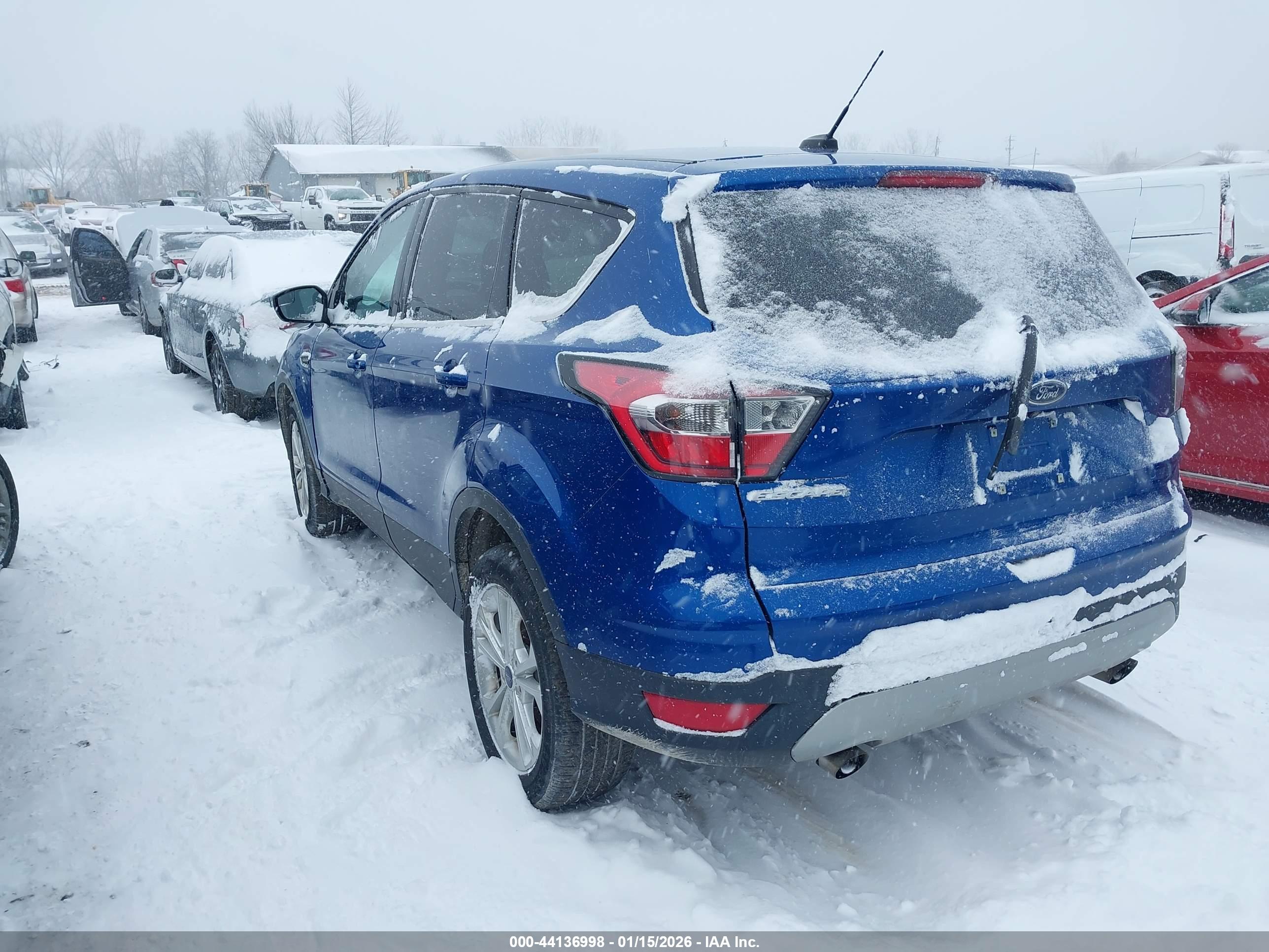 FORD ESCAPE image 3
