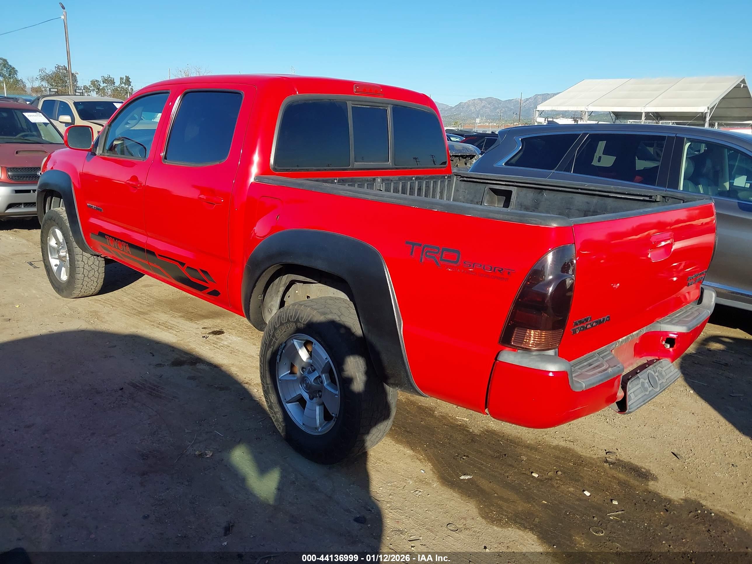 TOYOTA TACOMA image 3