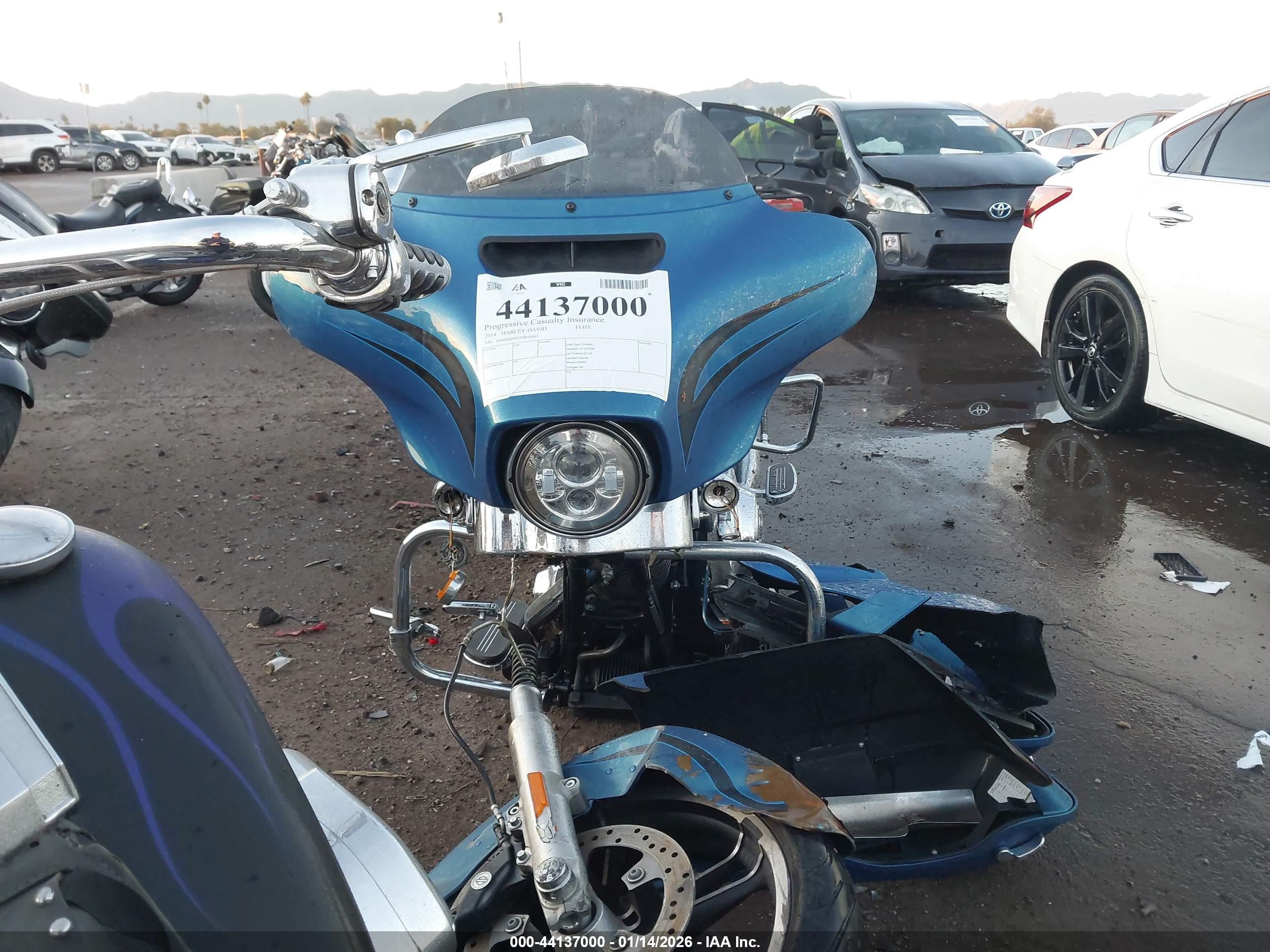 HARLEY-DAVIDSON FLHX image 5
