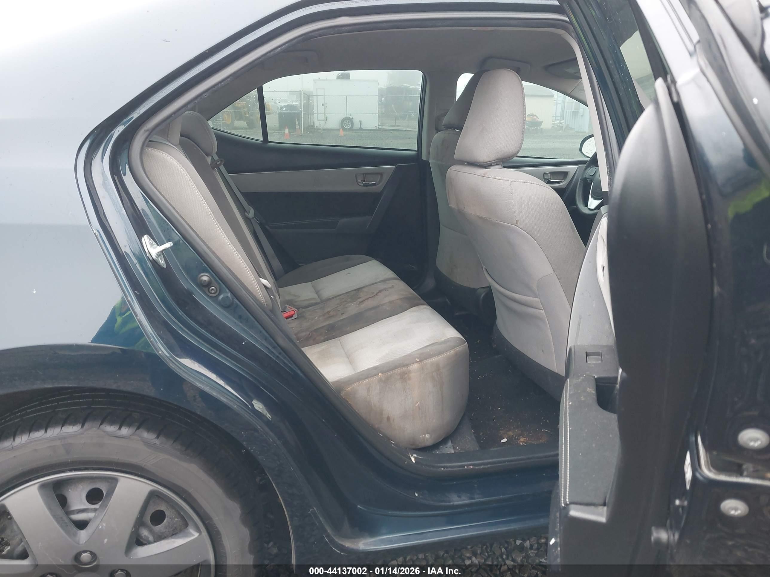 TOYOTA COROLLA image 8