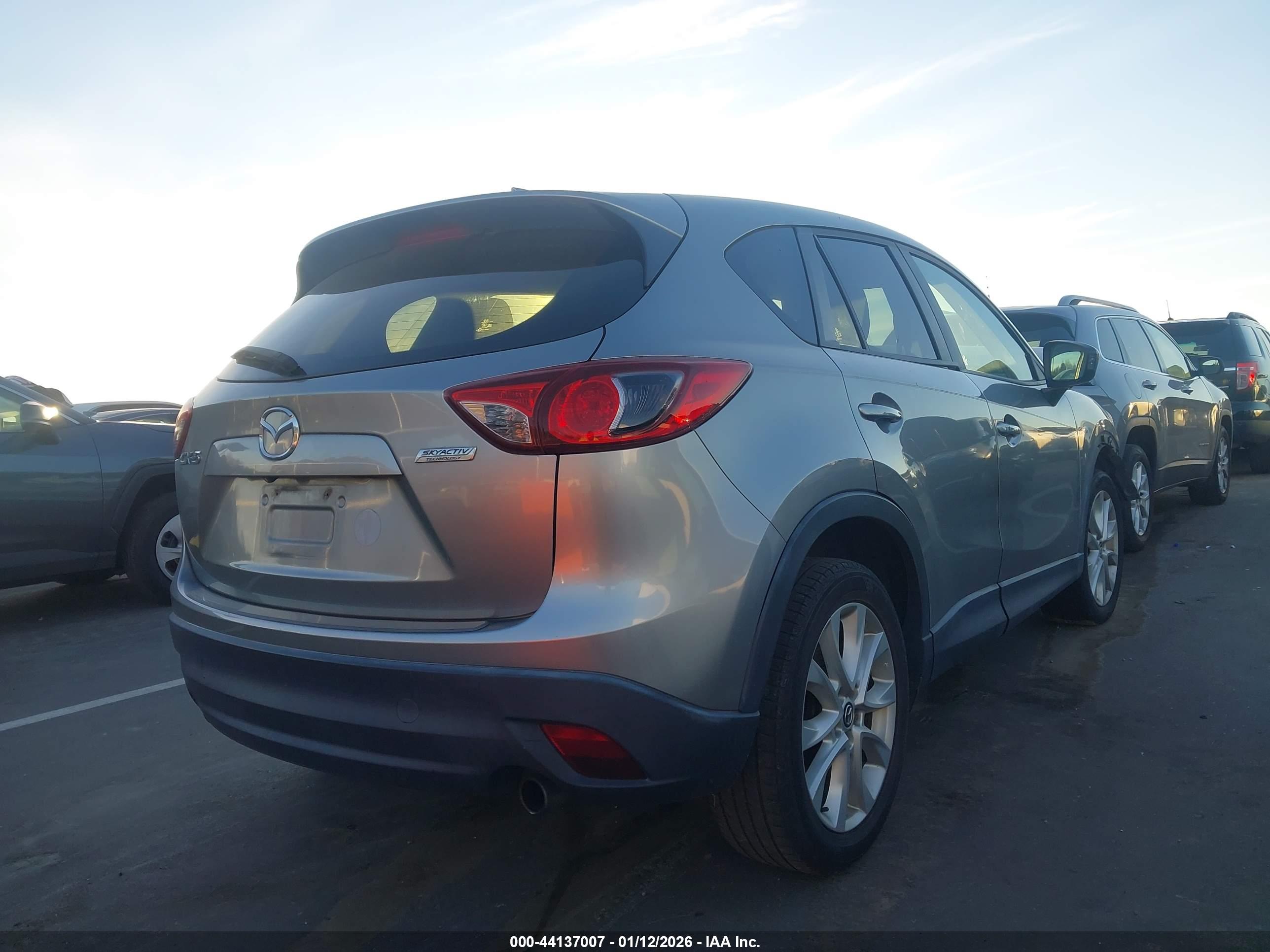 MAZDA CX-5 image 4