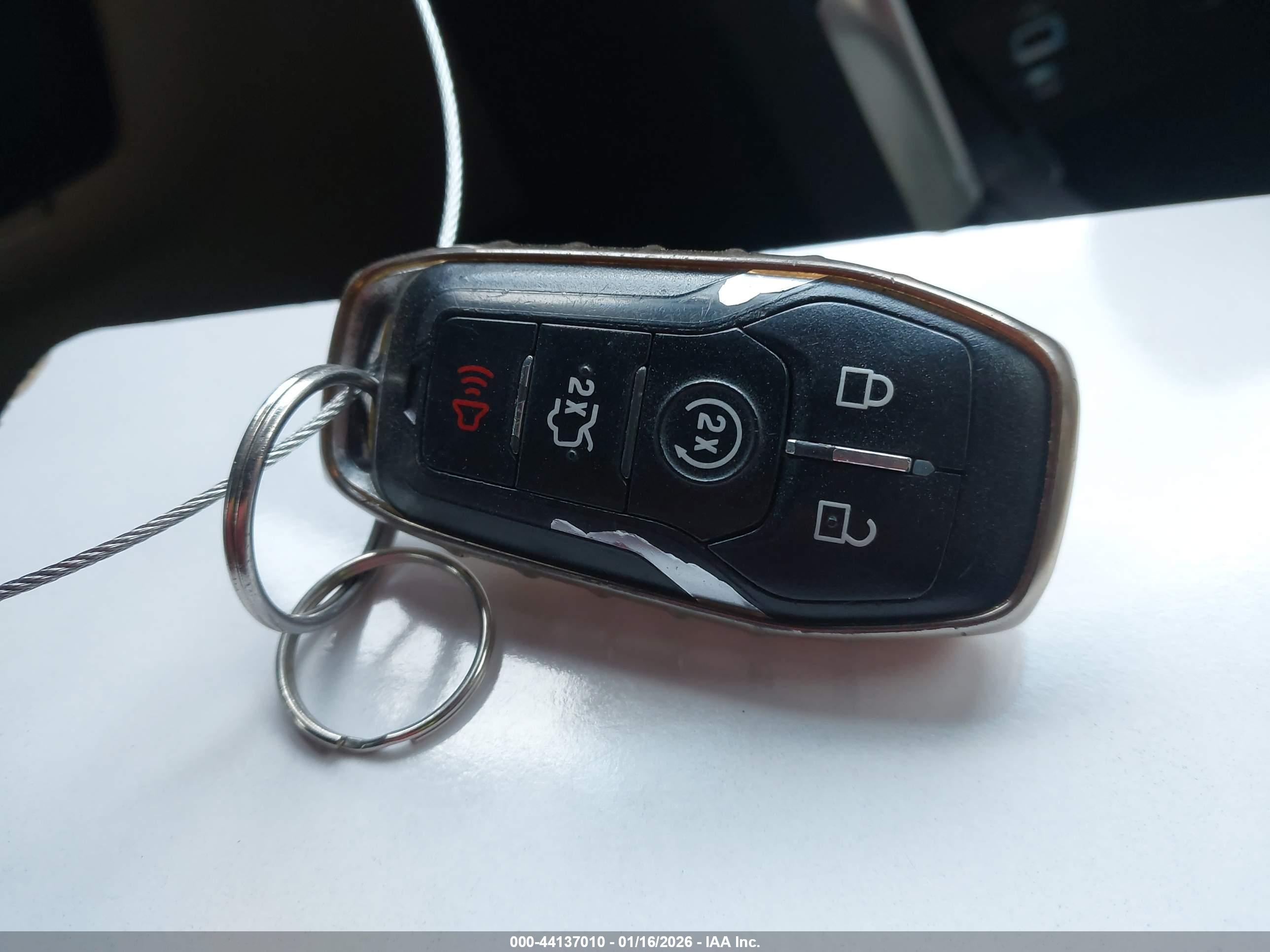 FORD EXPLORER image 11