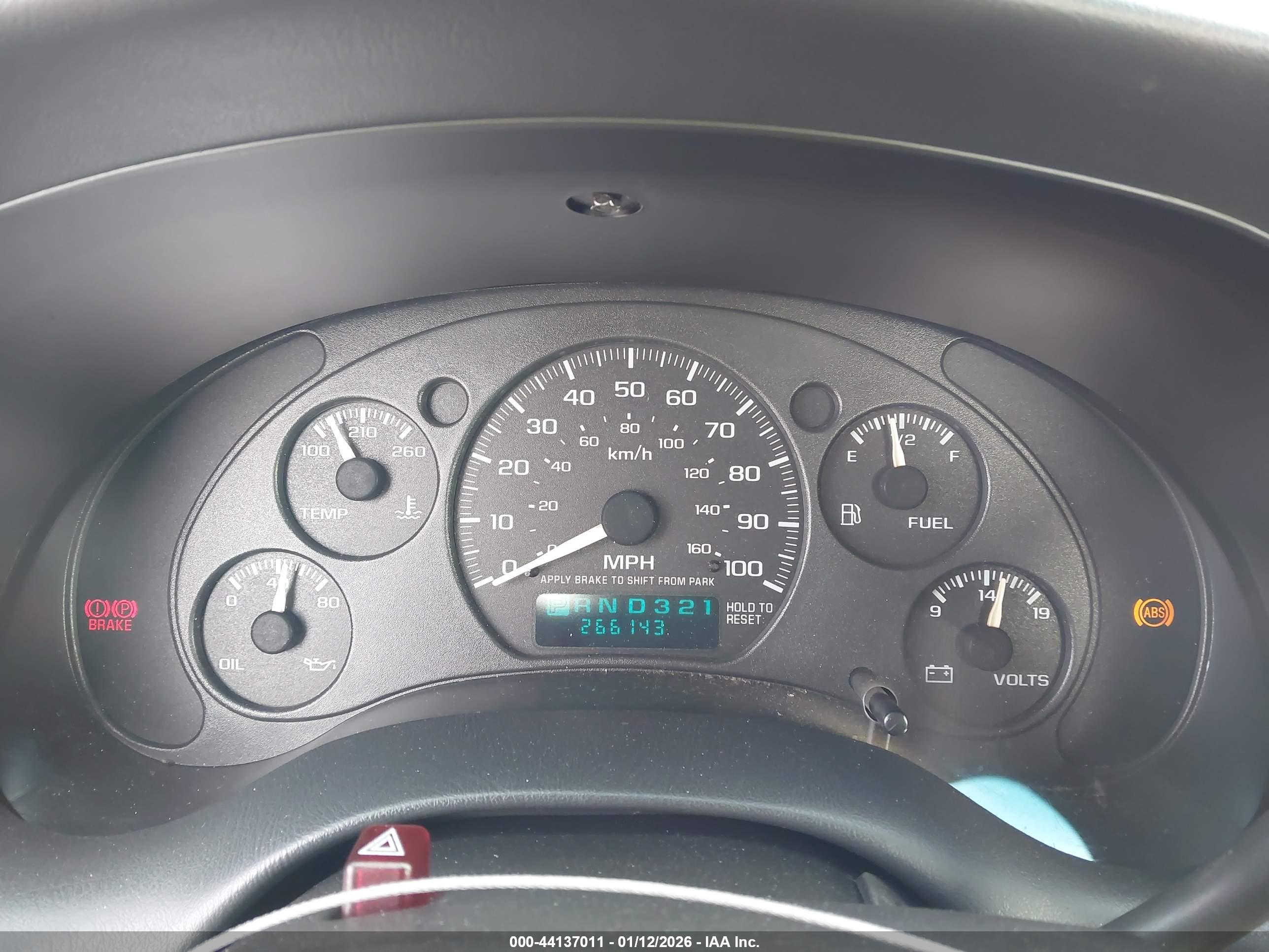 CHEVROLET S-10 image 7