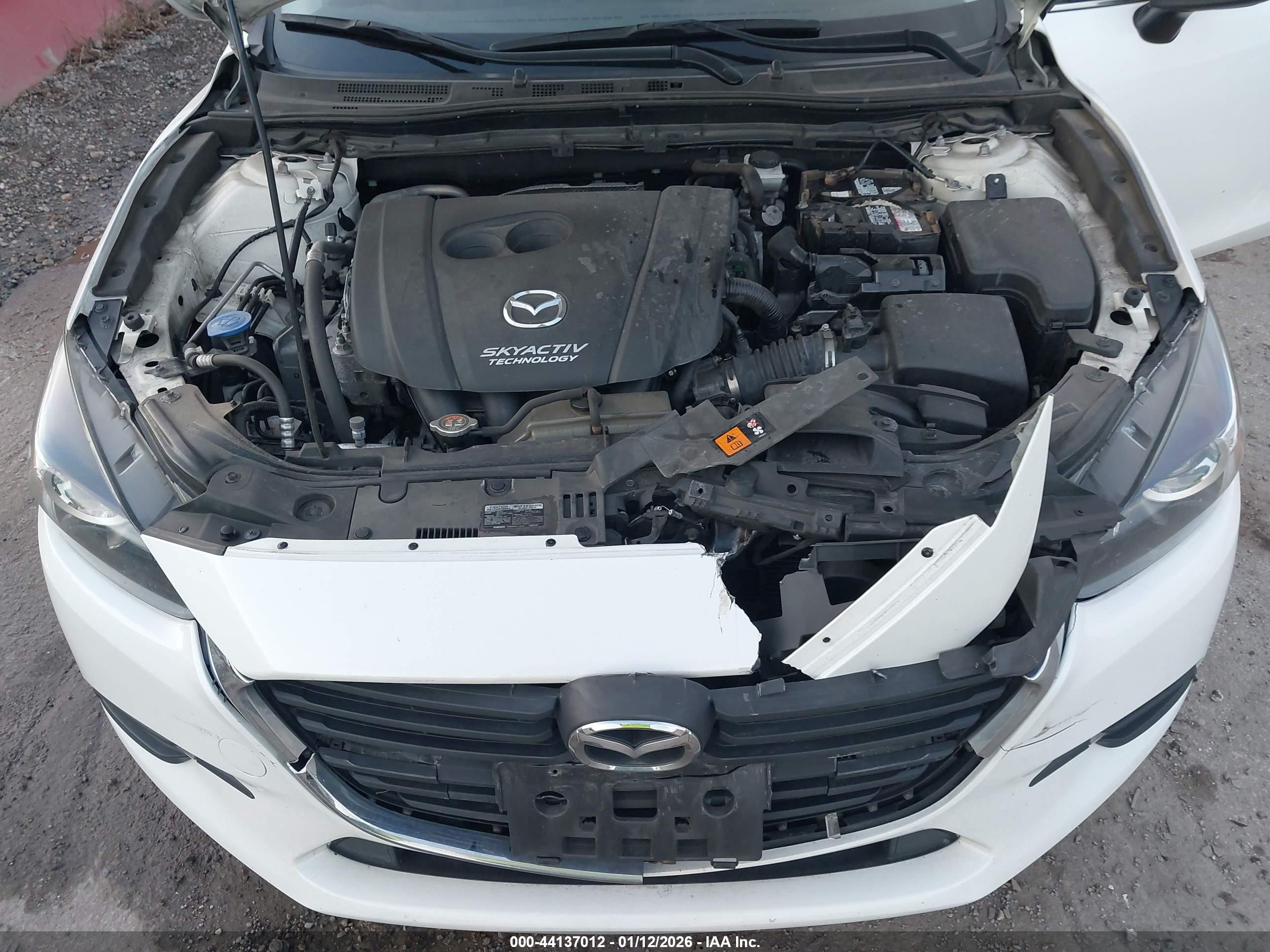MAZDA MAZDA3 image 10