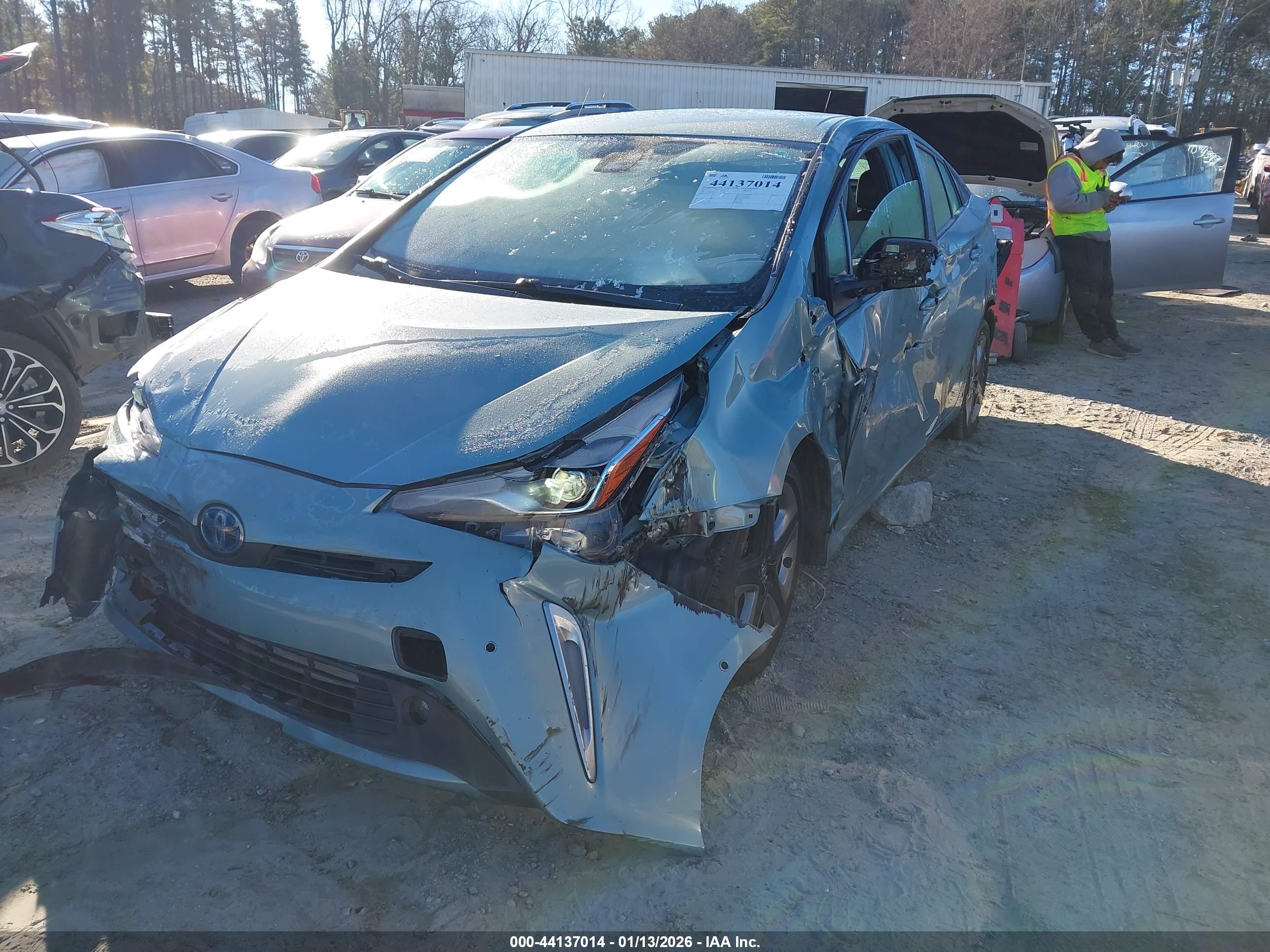 TOYOTA PRIUS image 2