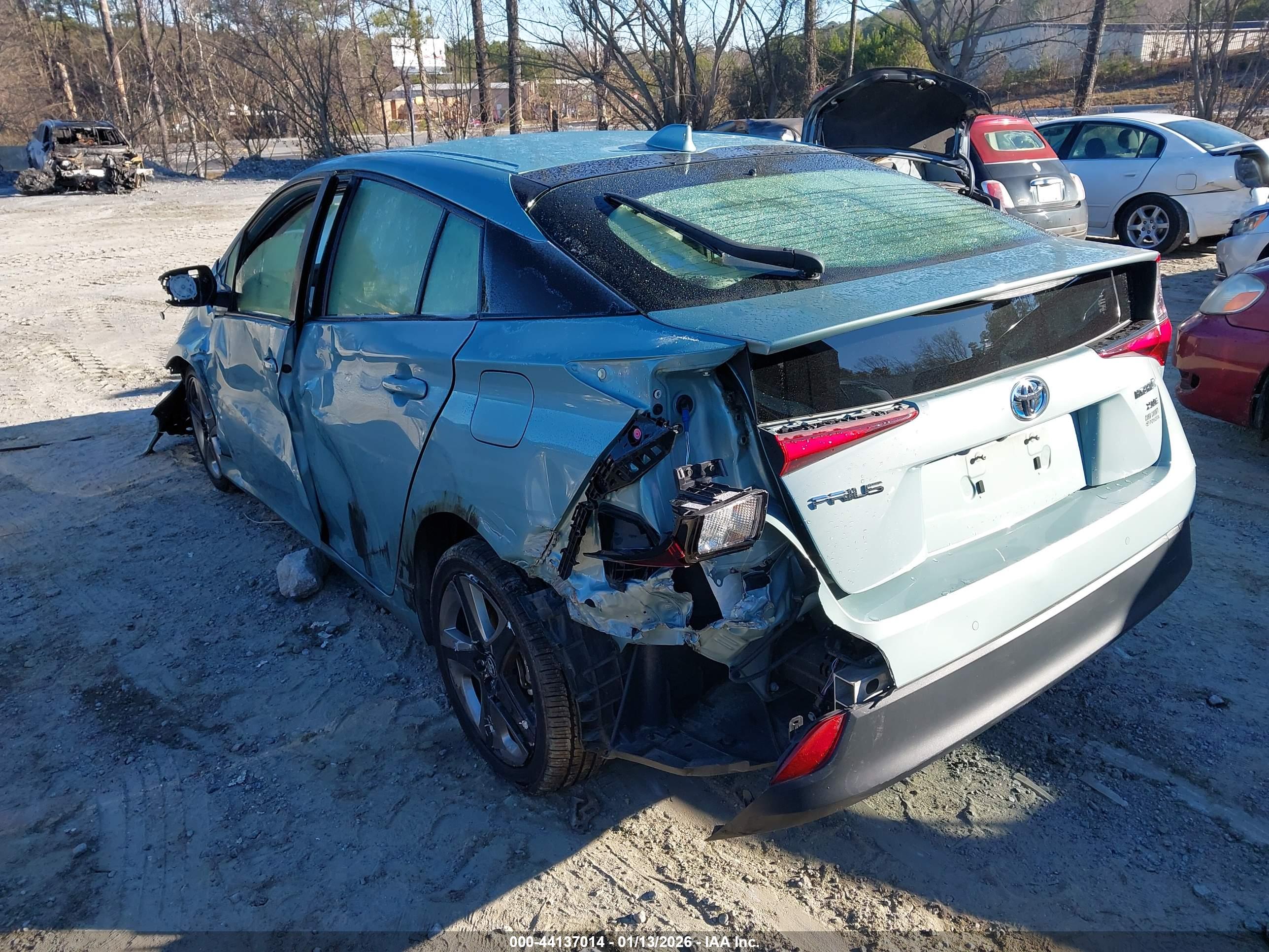 TOYOTA PRIUS image 3