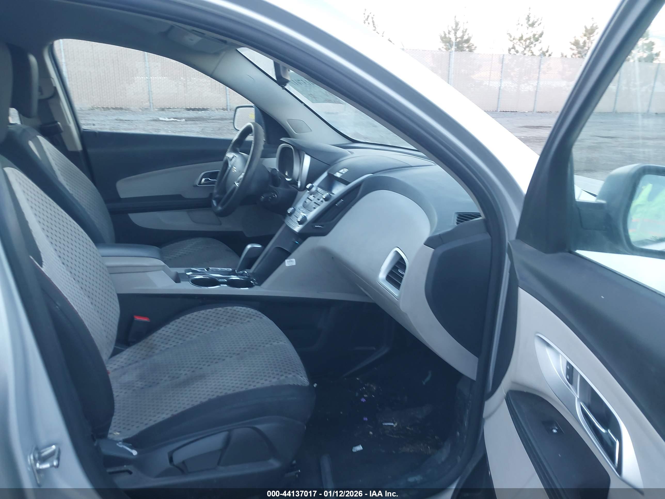CHEVROLET EQUINOX image 5