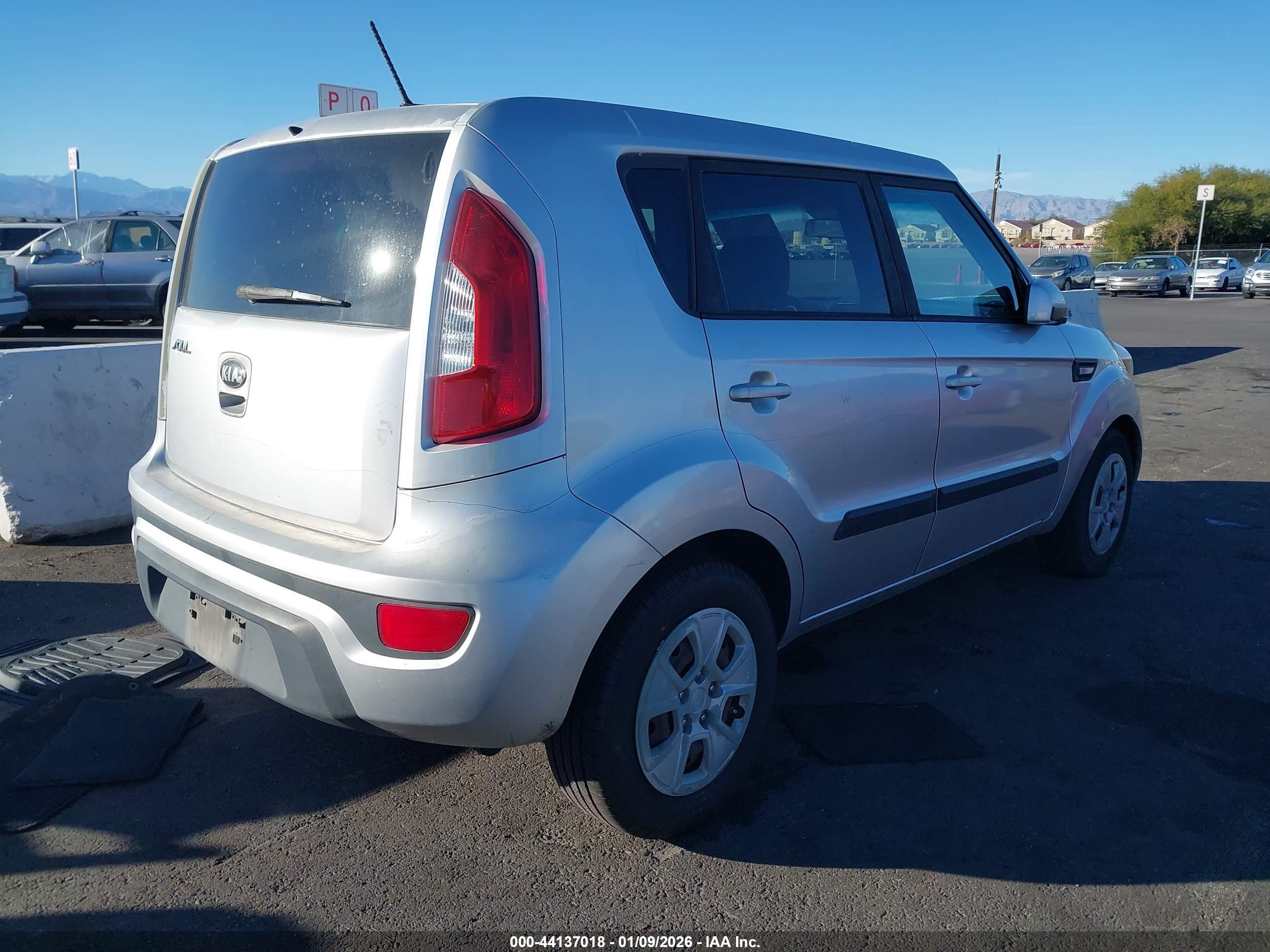 KIA SOUL image 4