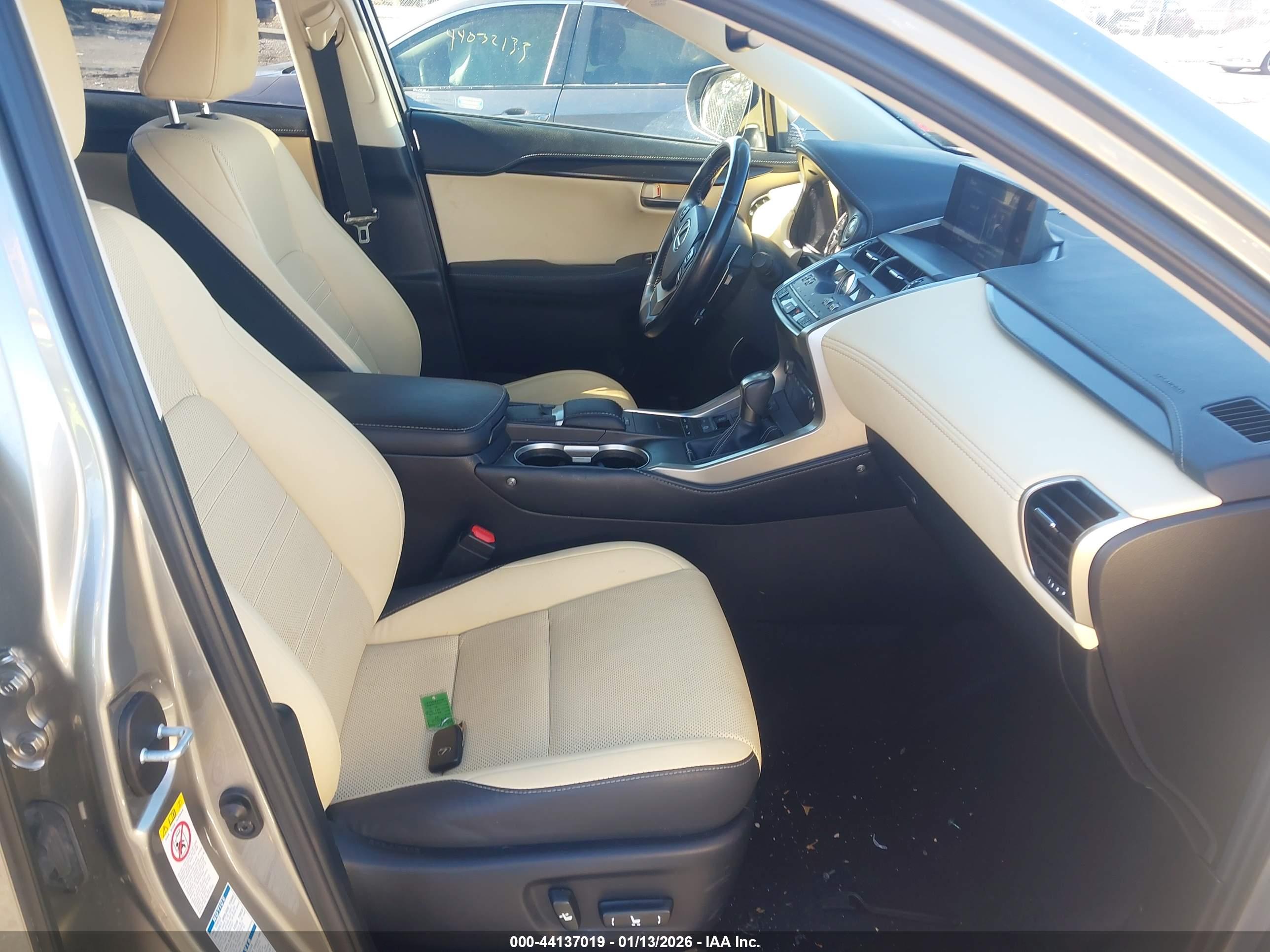 LEXUS NX image 5