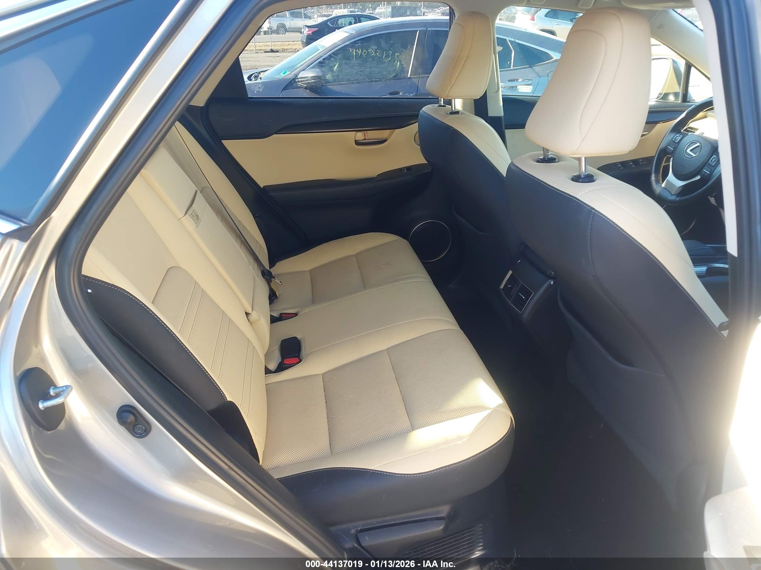 LEXUS NX image 8