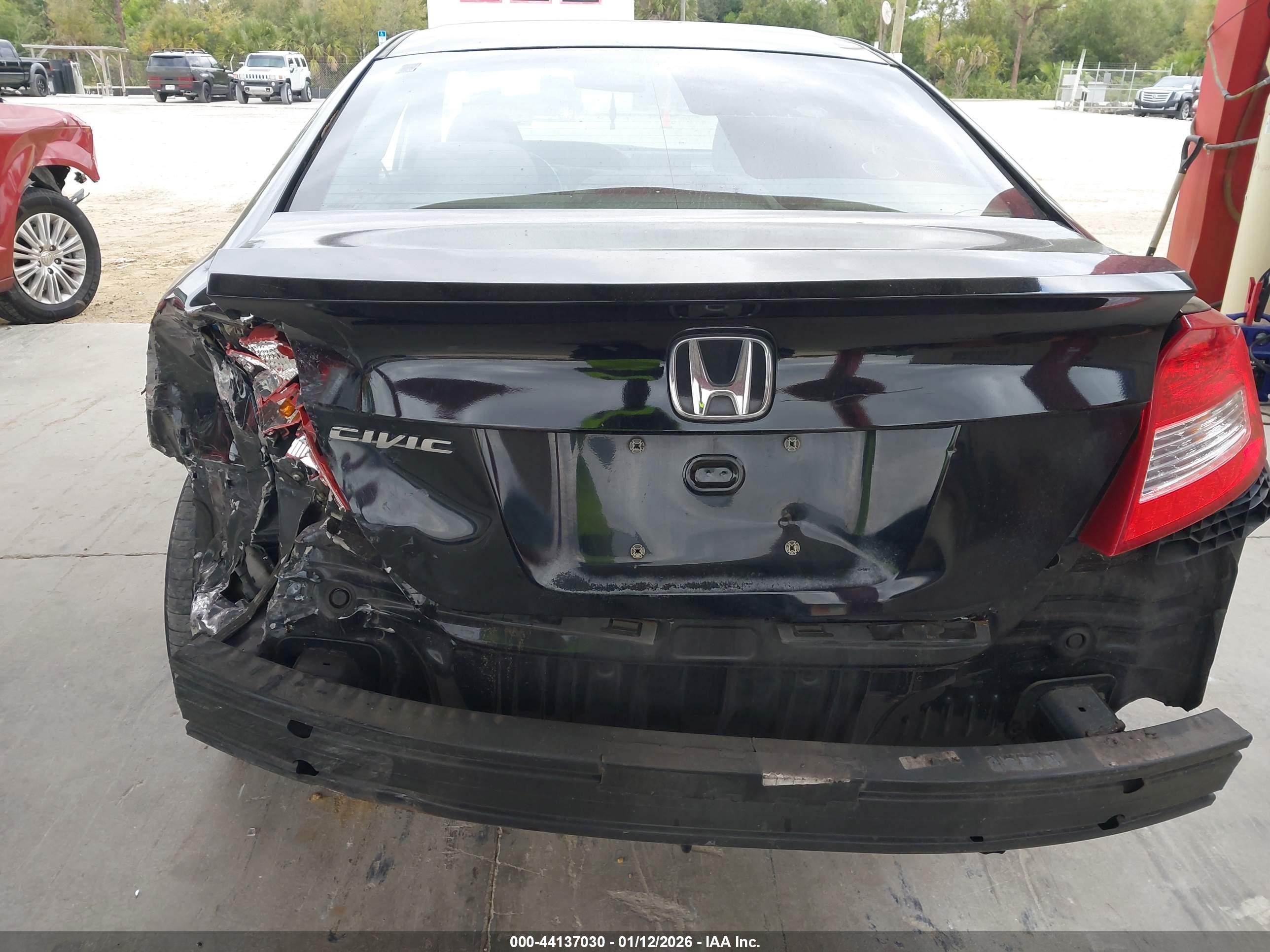 HONDA CIVIC image 6
