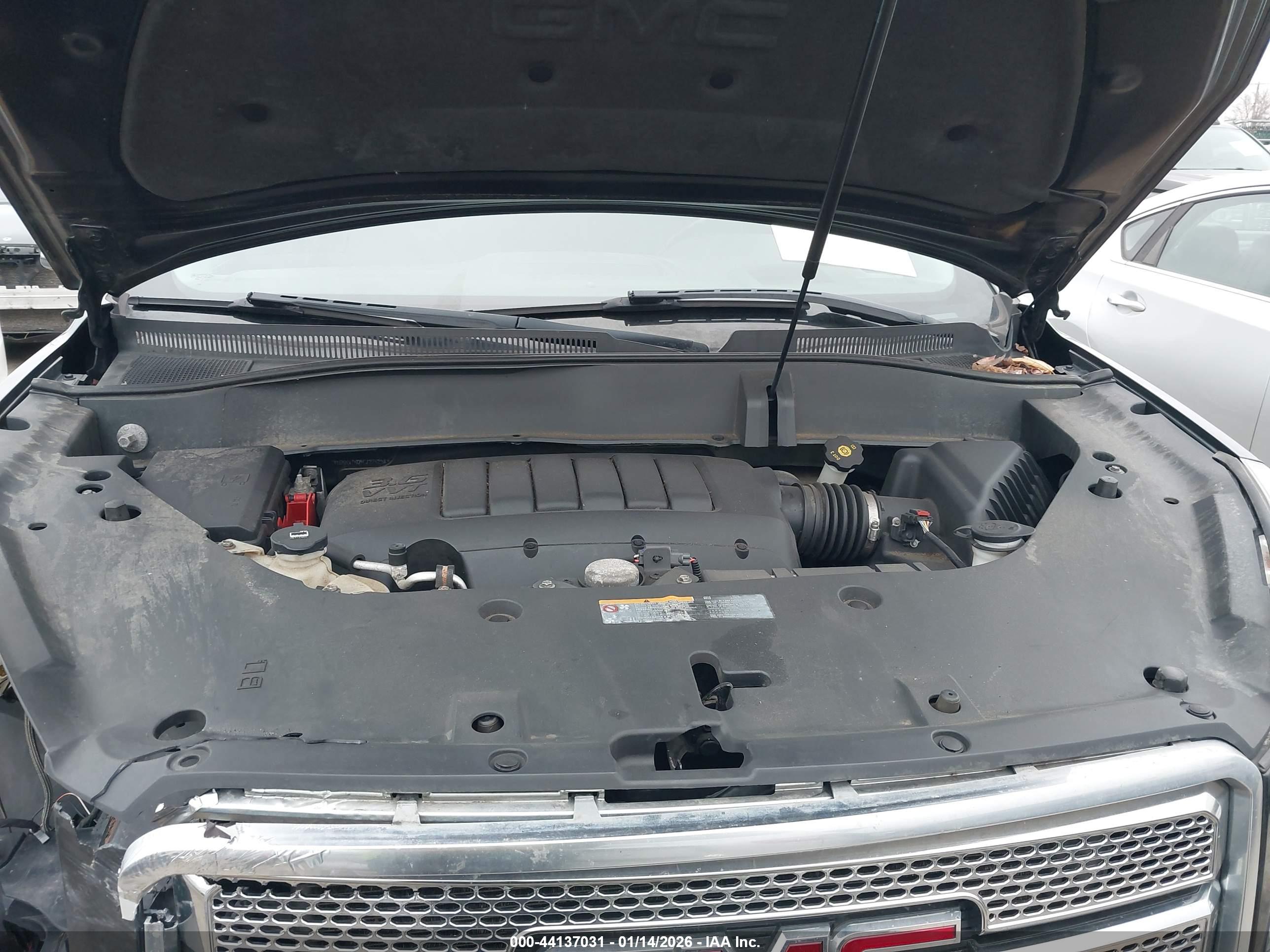 GMC ACADIA image 10