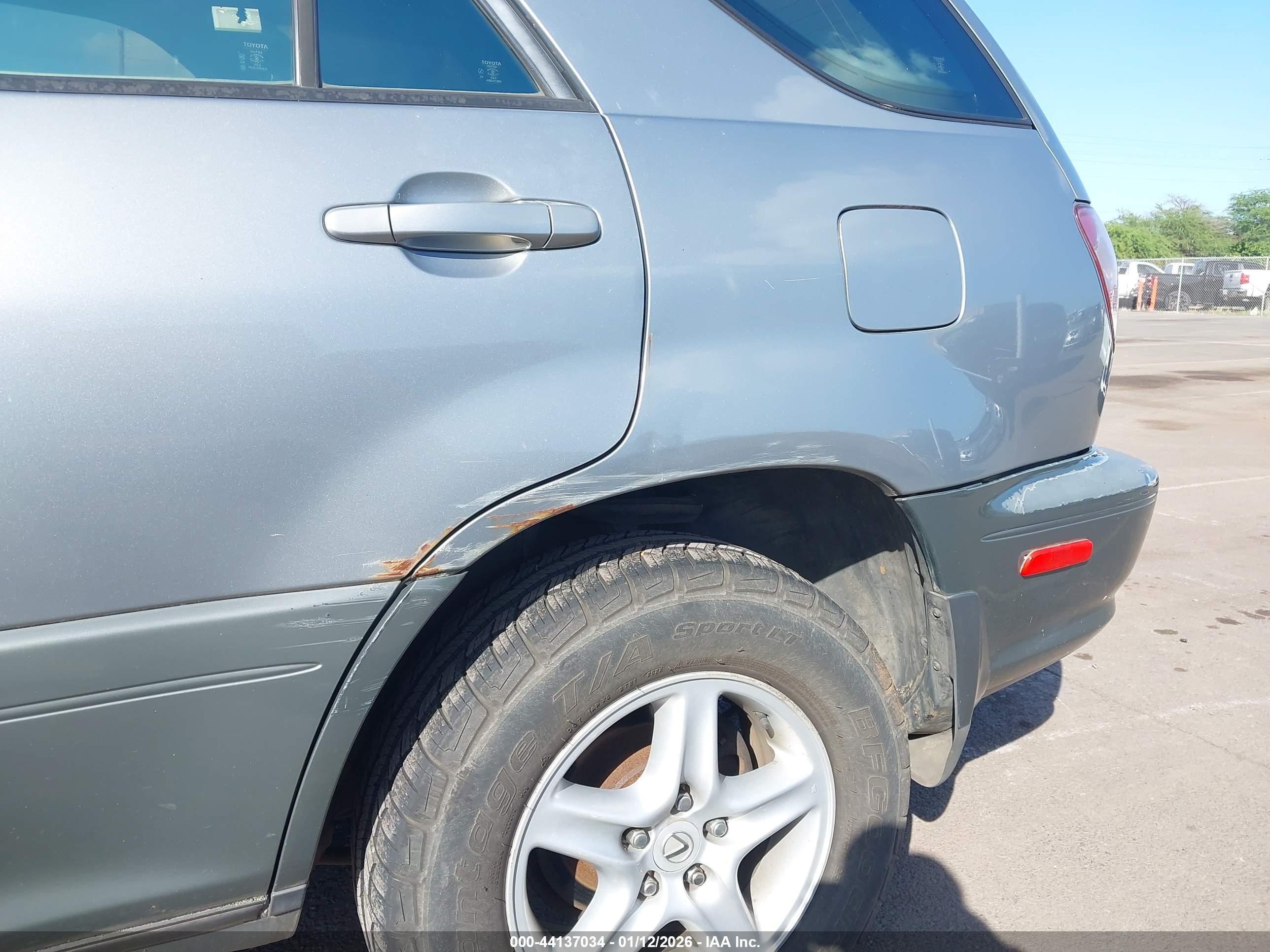 LEXUS RX image 6