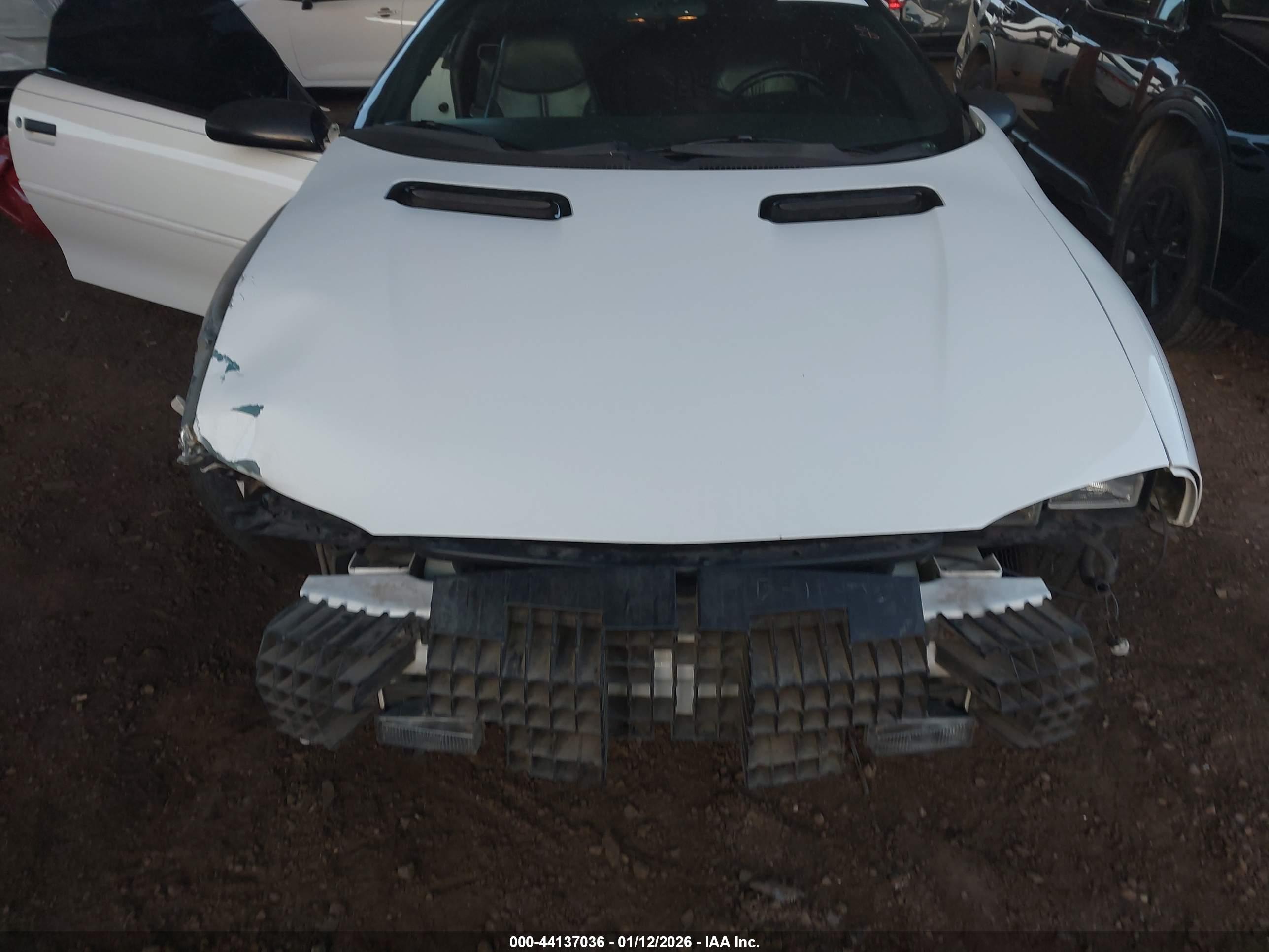 CHEVROLET CAMARO image 6