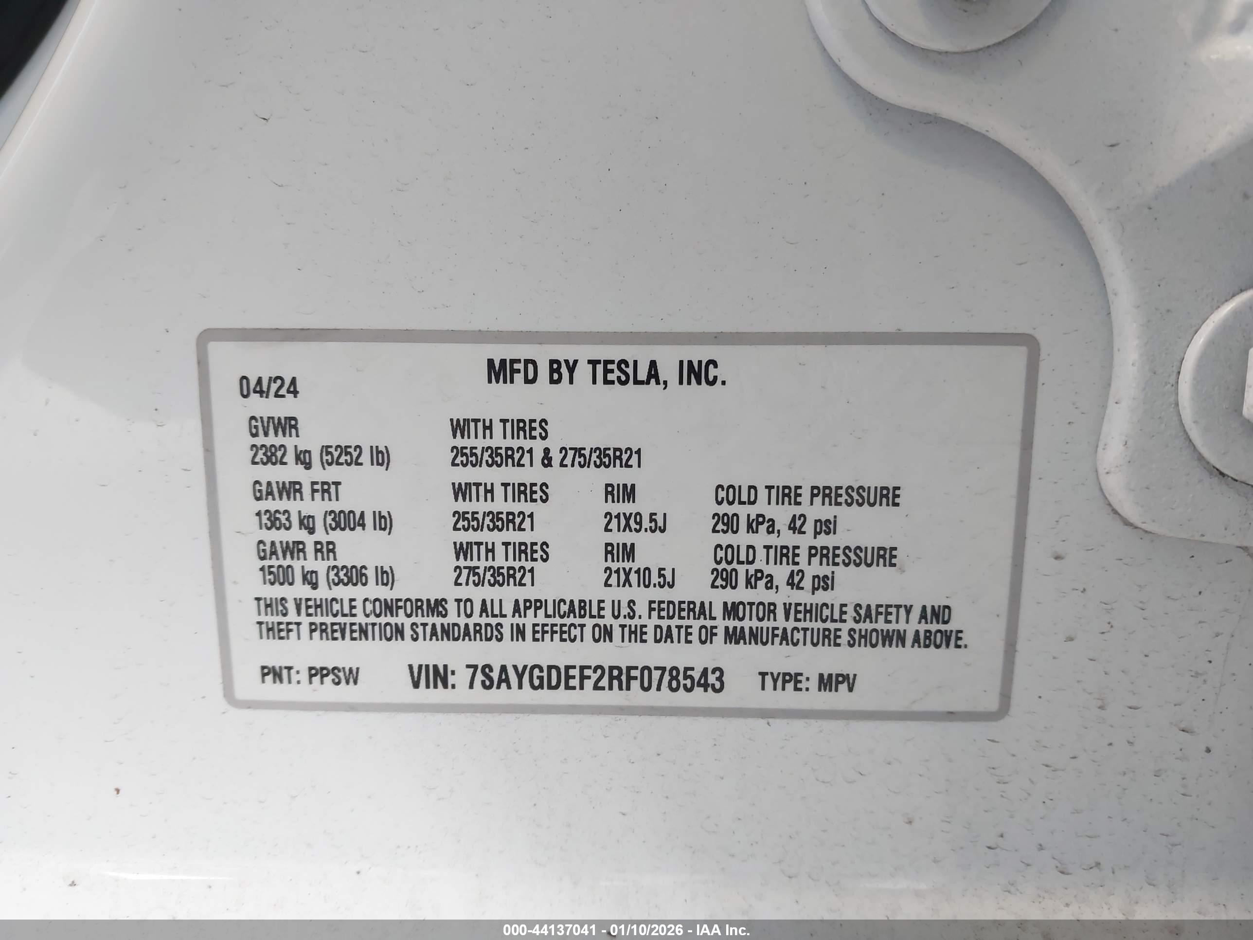TESLA MODEL image 9