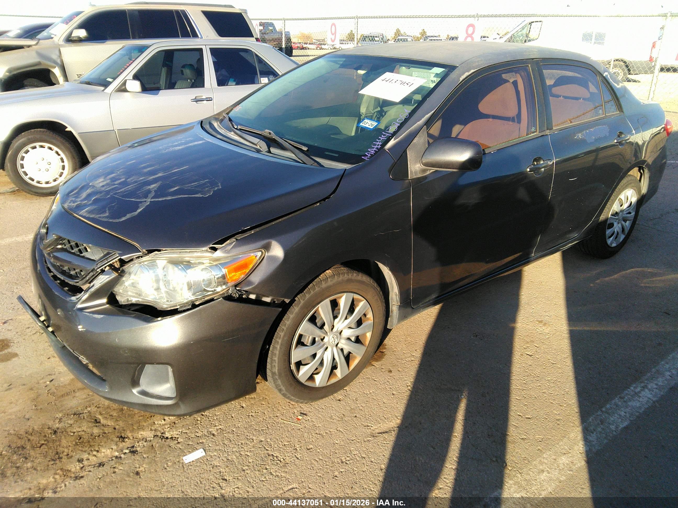 TOYOTA COROLLA image 2