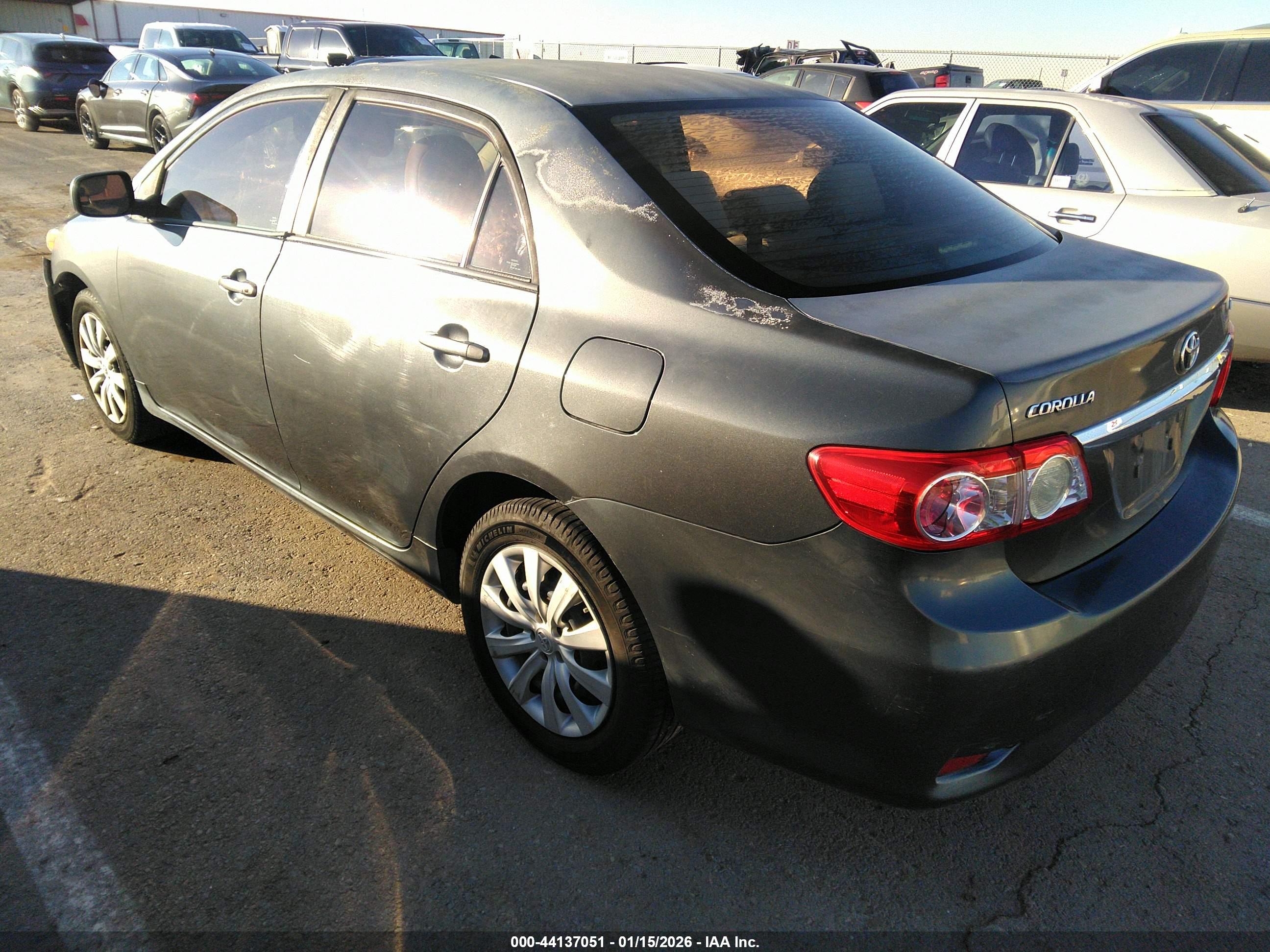 TOYOTA COROLLA image 3