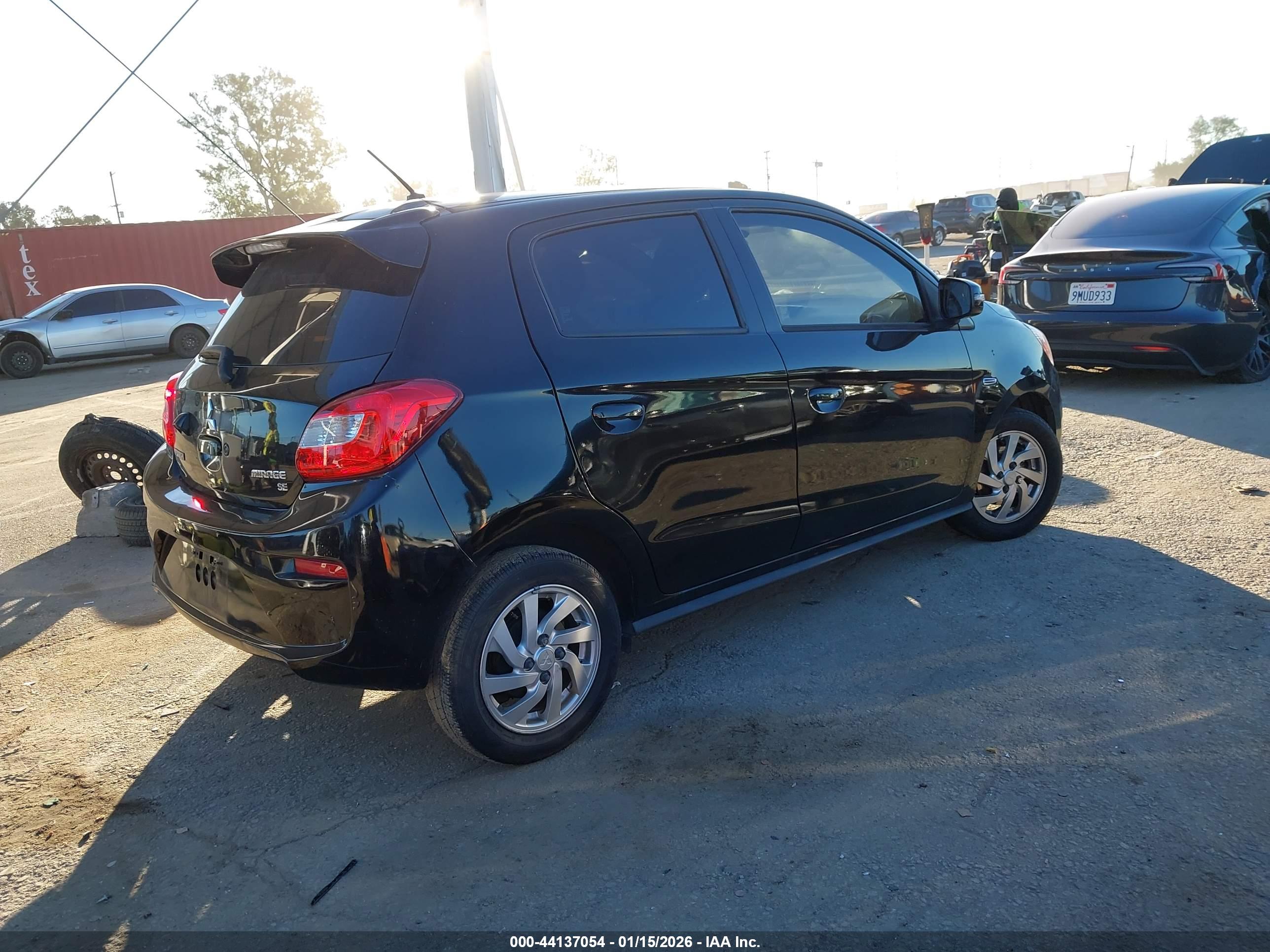 MITSUBISHI MIRAGE image 4