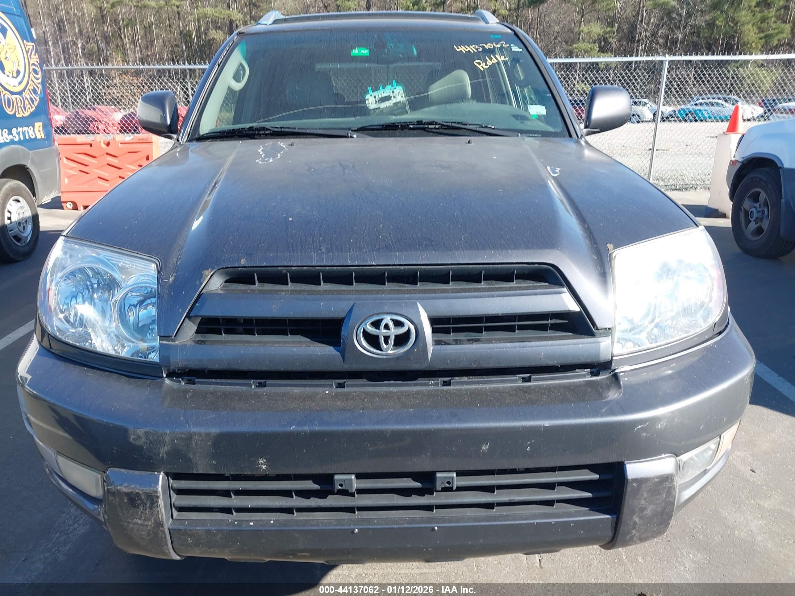 TOYOTA 4RUNNER image 6