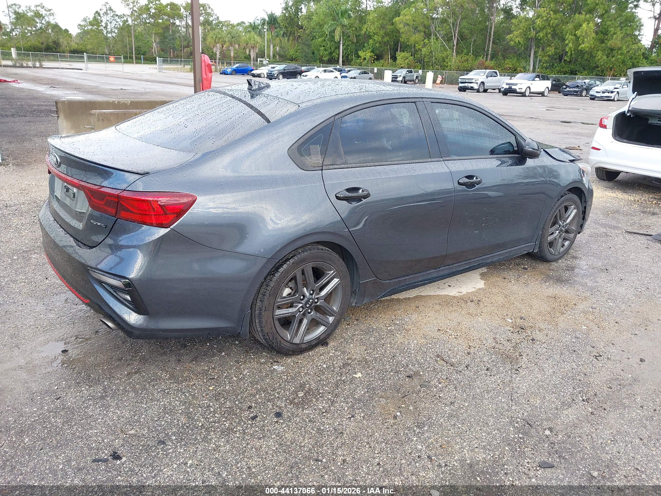 KIA FORTE image 4