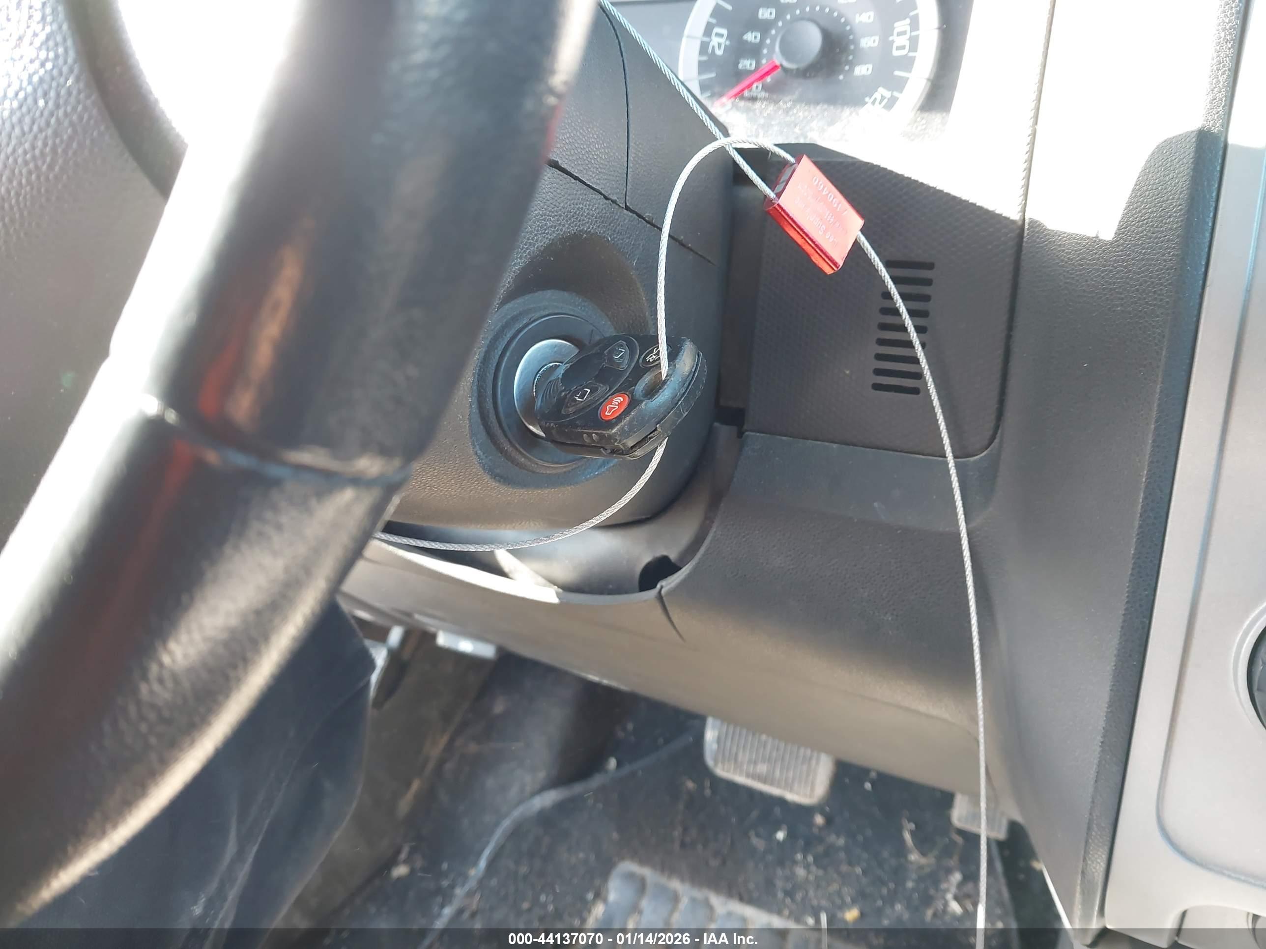 FORD ESCAPE image 11