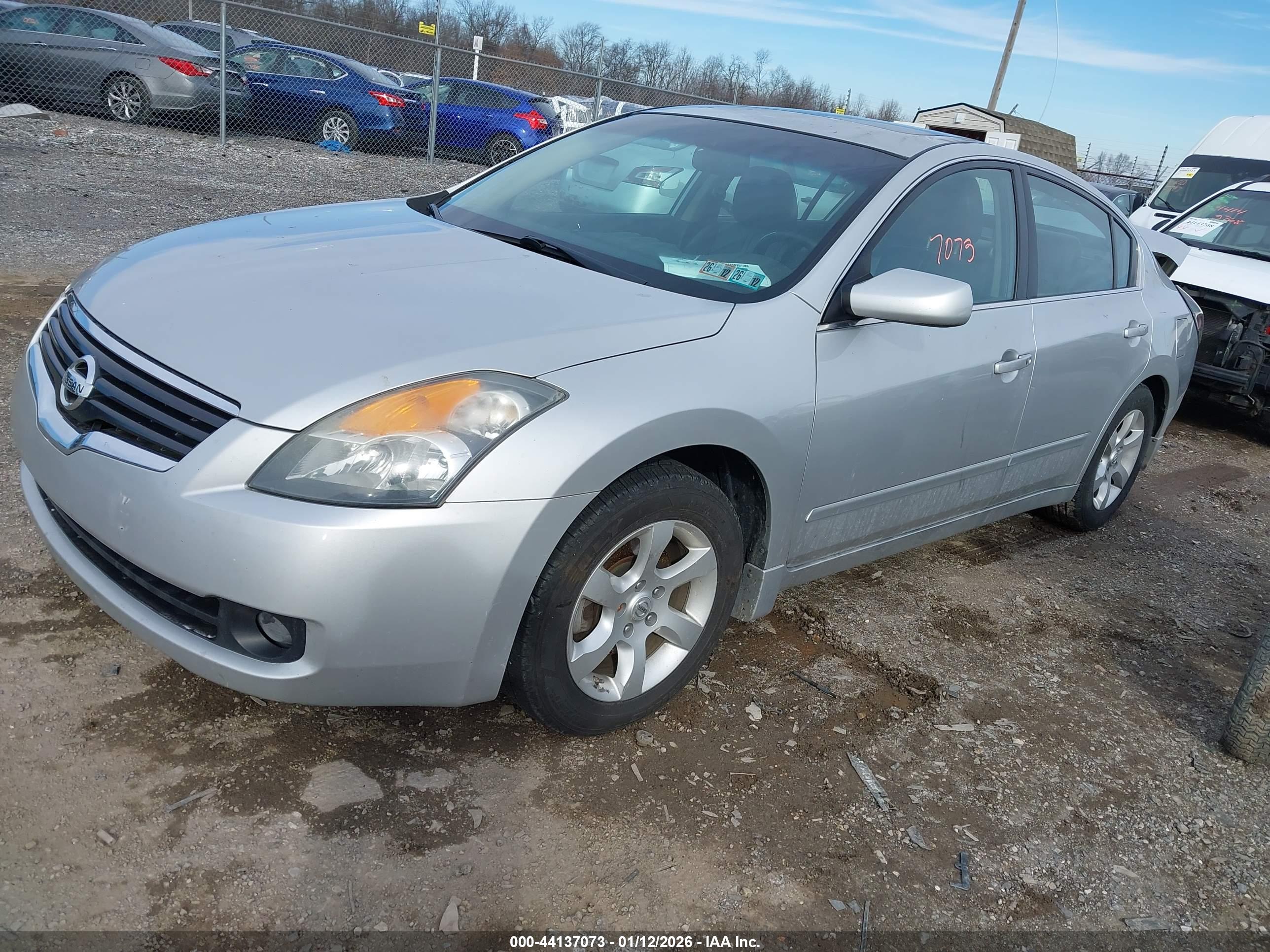 NISSAN ALTIMA image 2
