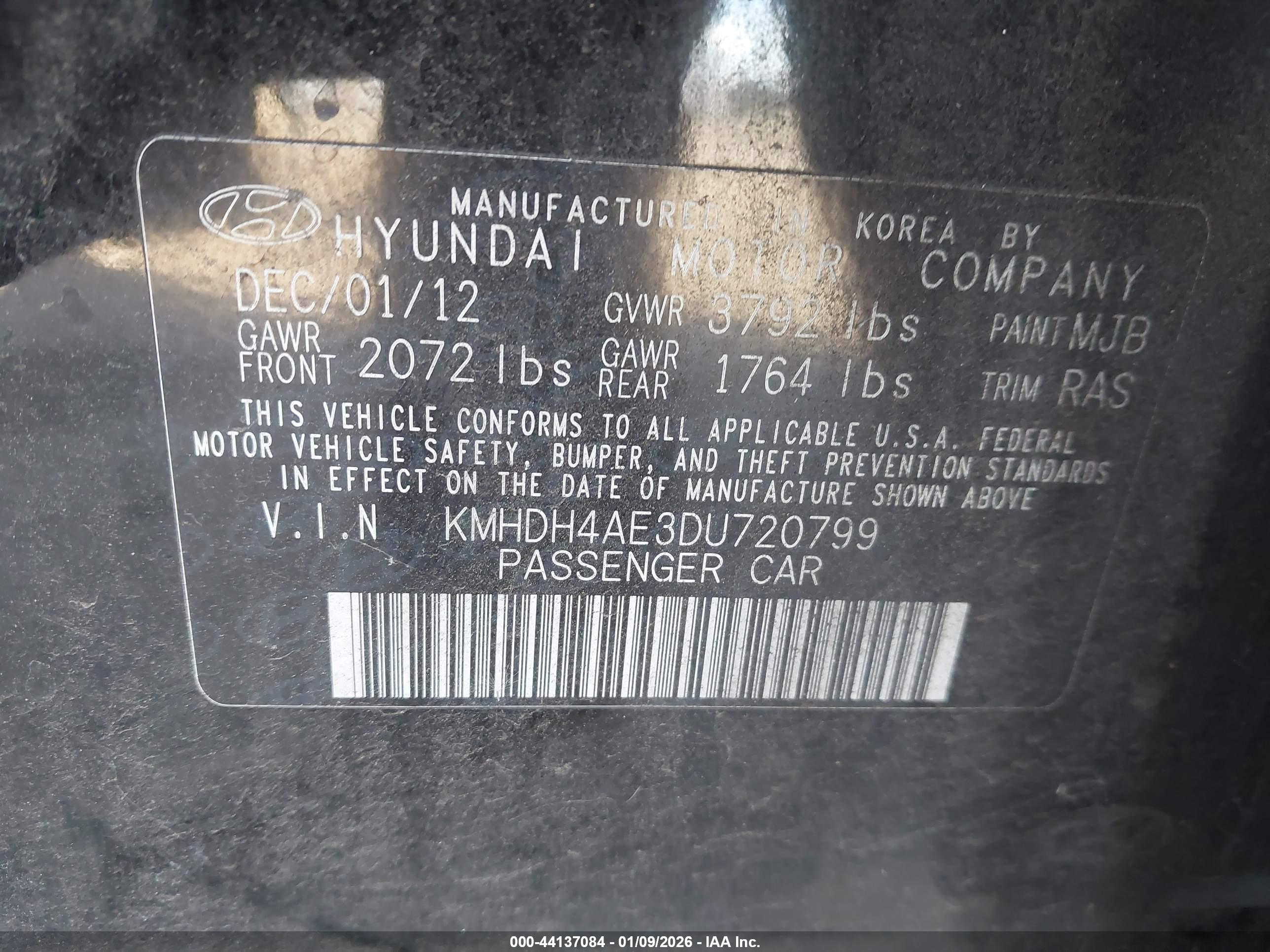 HYUNDAI ELANTRA image 9