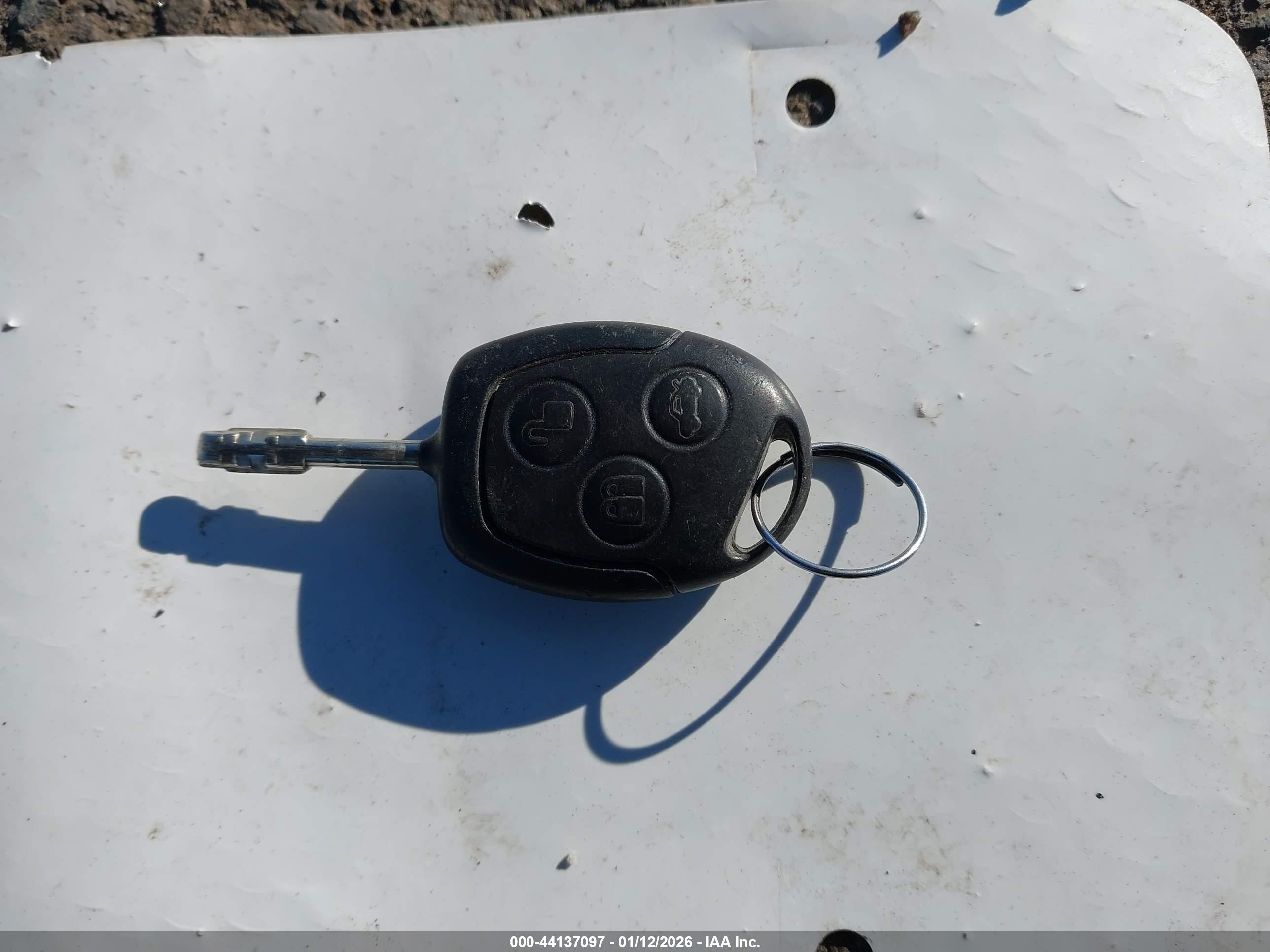 FORD TRANSIT image 11