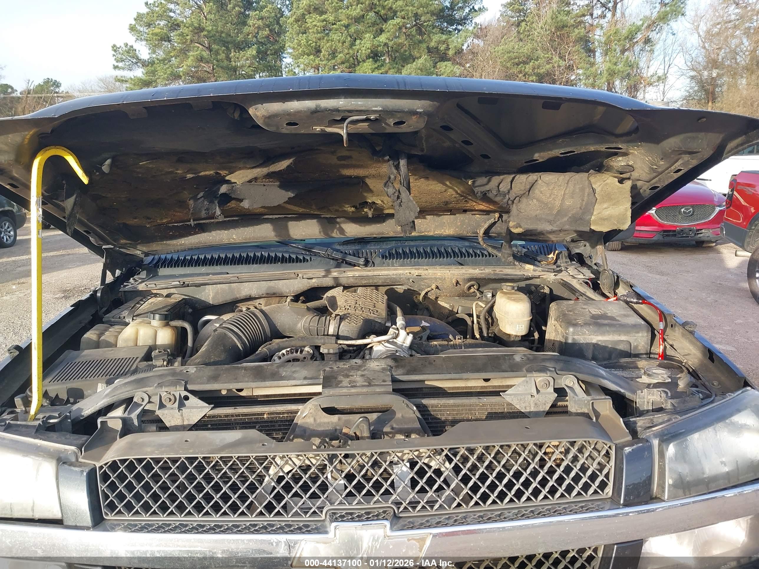 CHEVROLET SILVERADO image 10