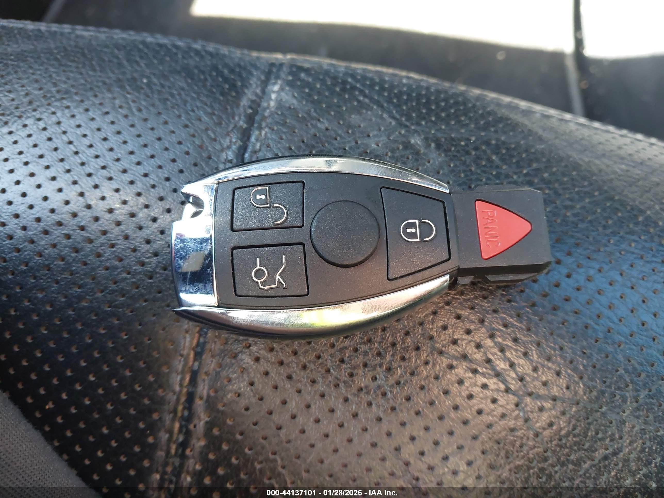 MERCEDES-BENZ S image 11