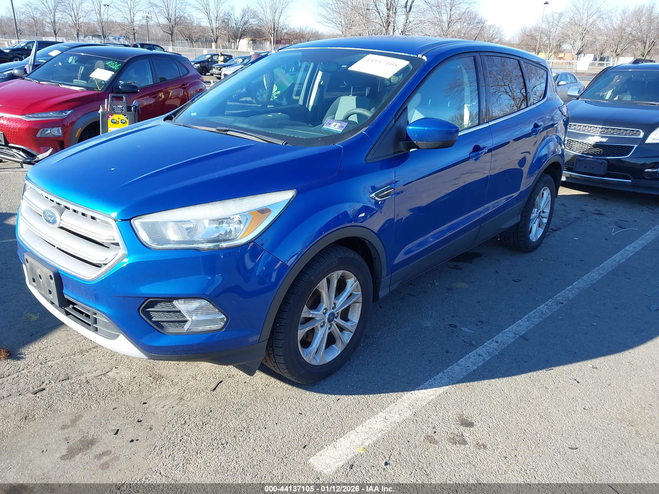 FORD ESCAPE image 2