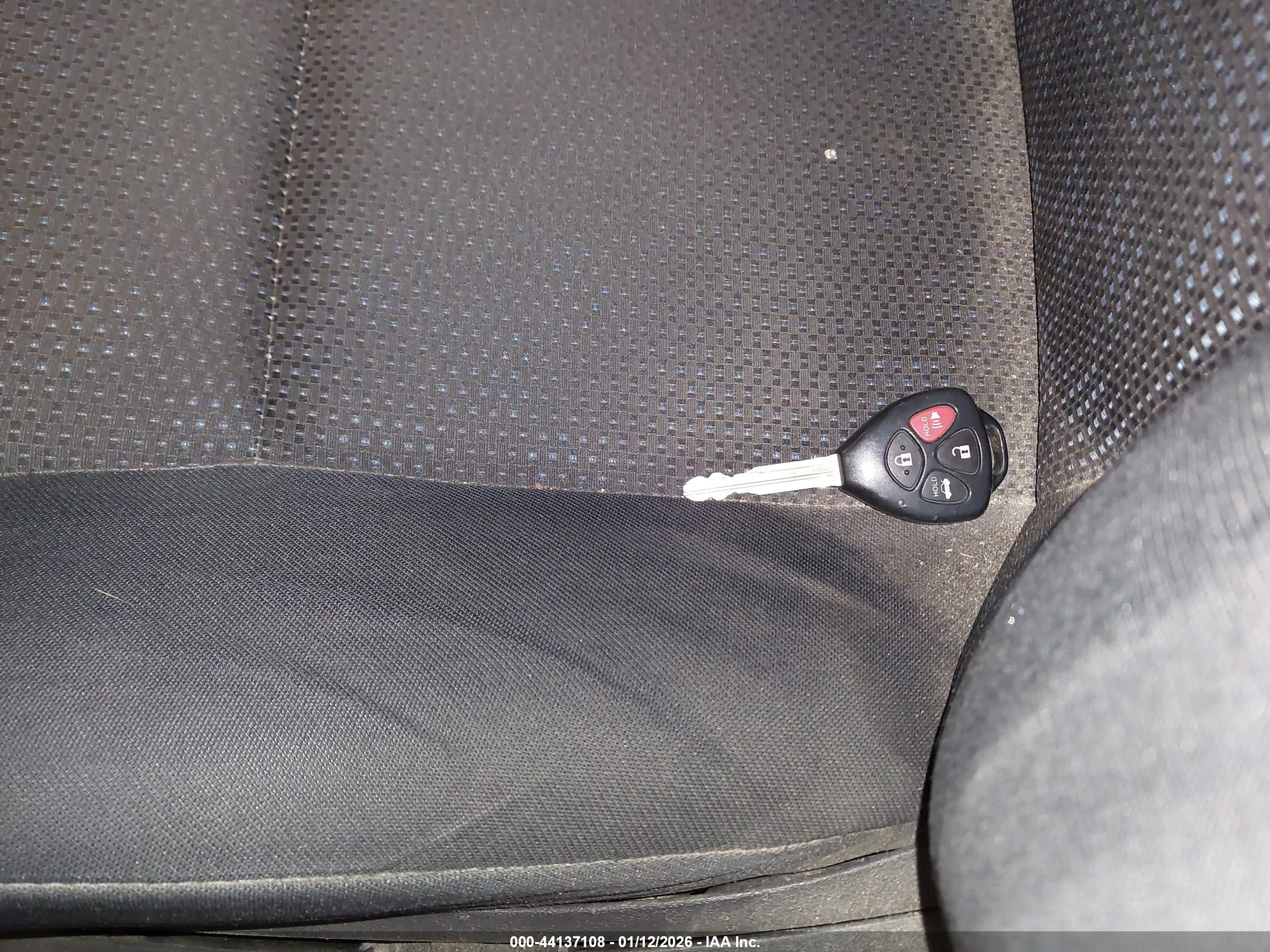 TOYOTA COROLLA image 11