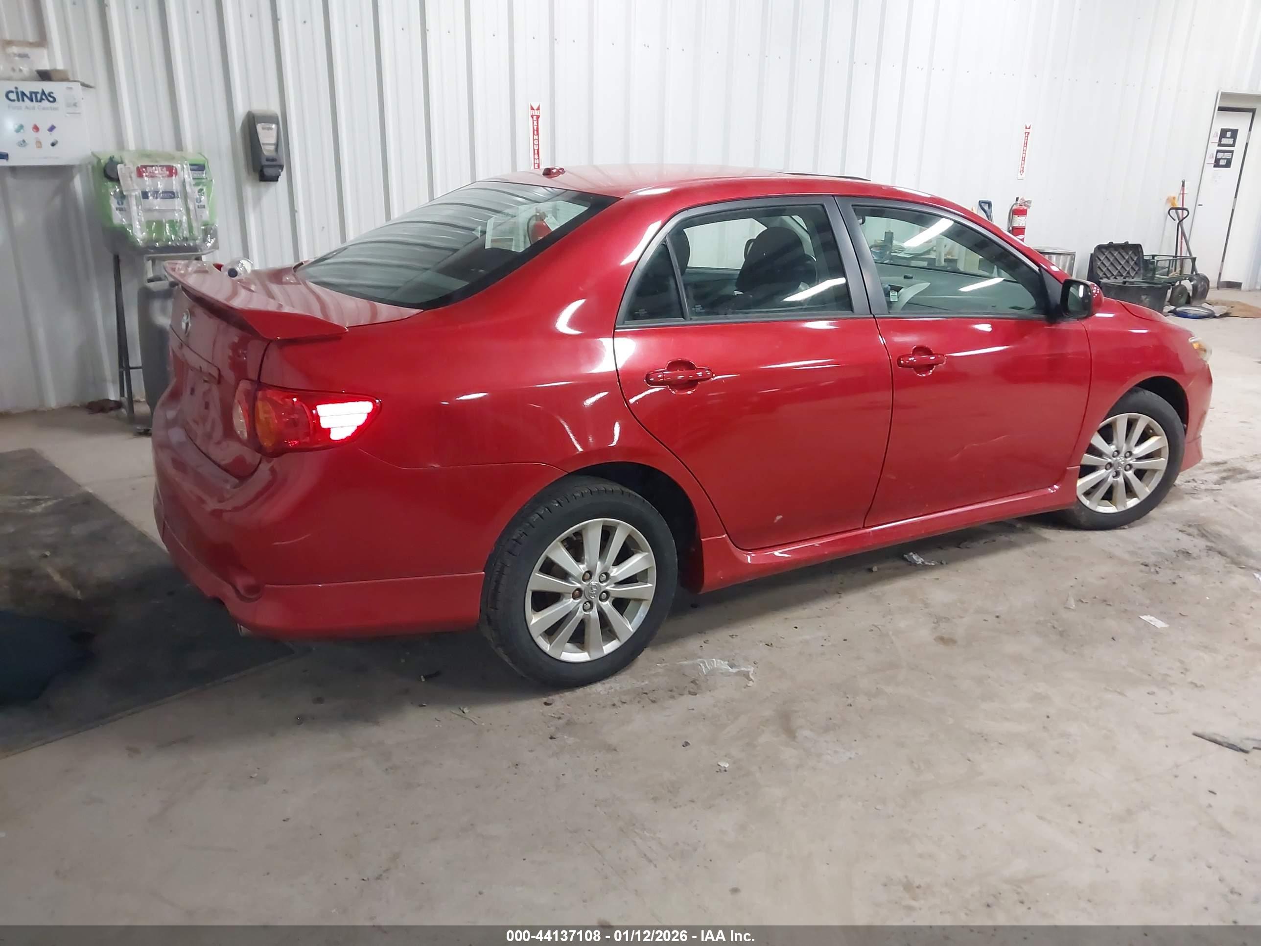 TOYOTA COROLLA image 4
