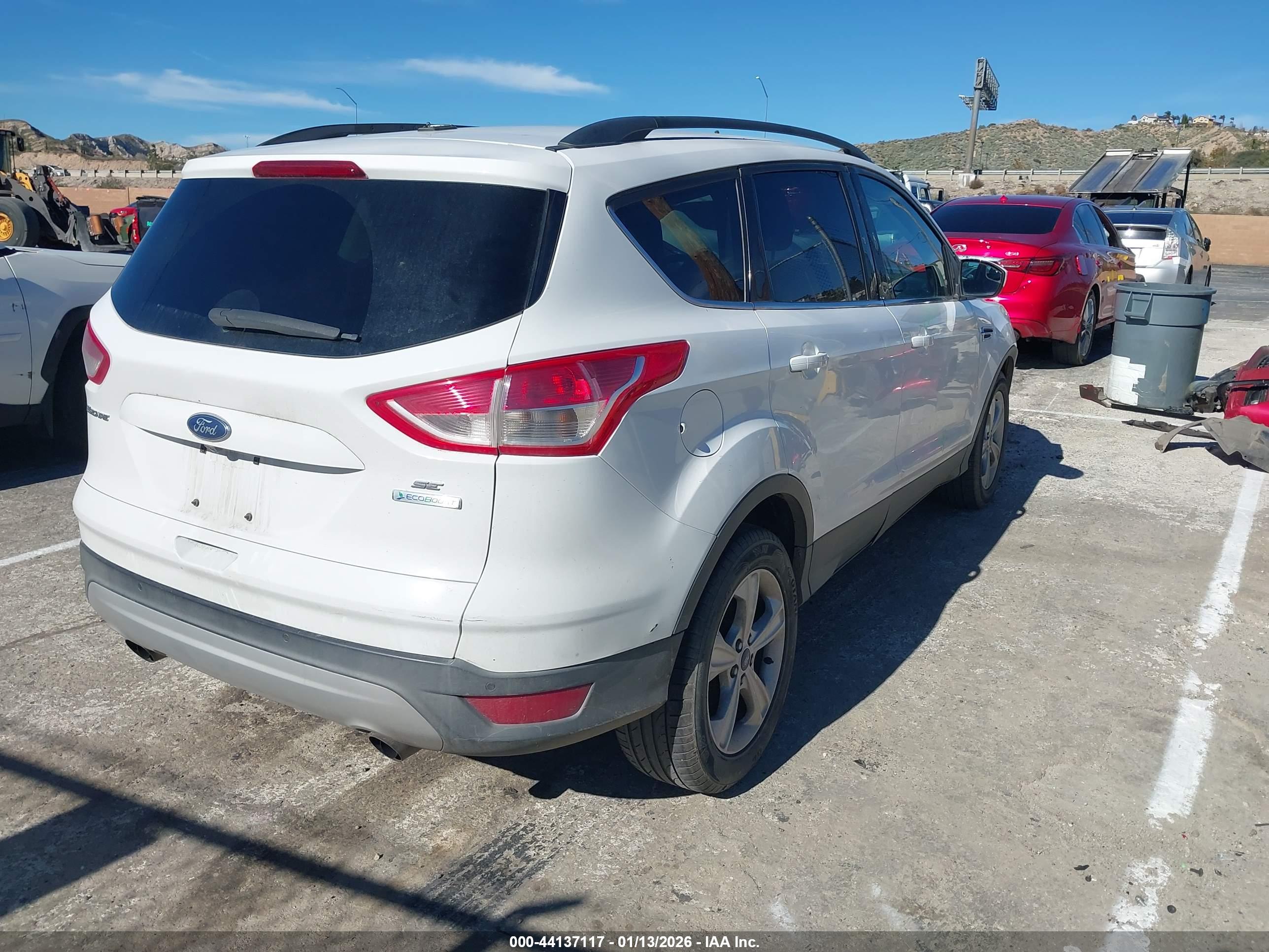 FORD ESCAPE image 4