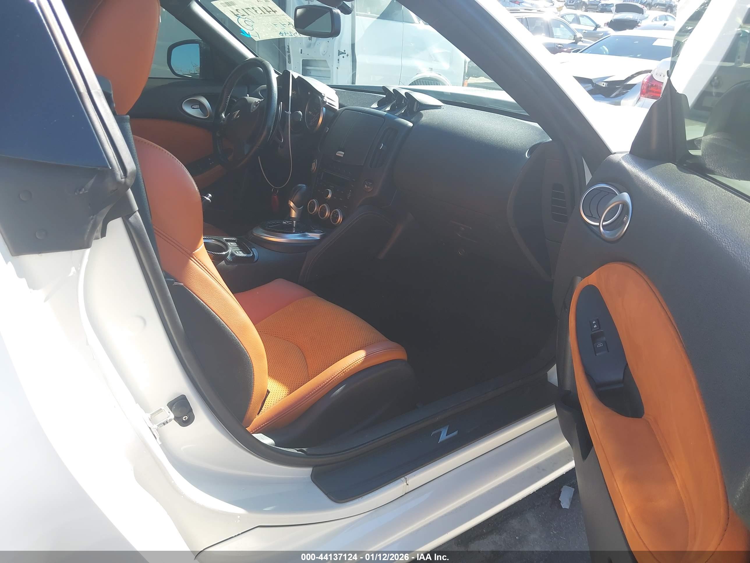 NISSAN 370Z image 5