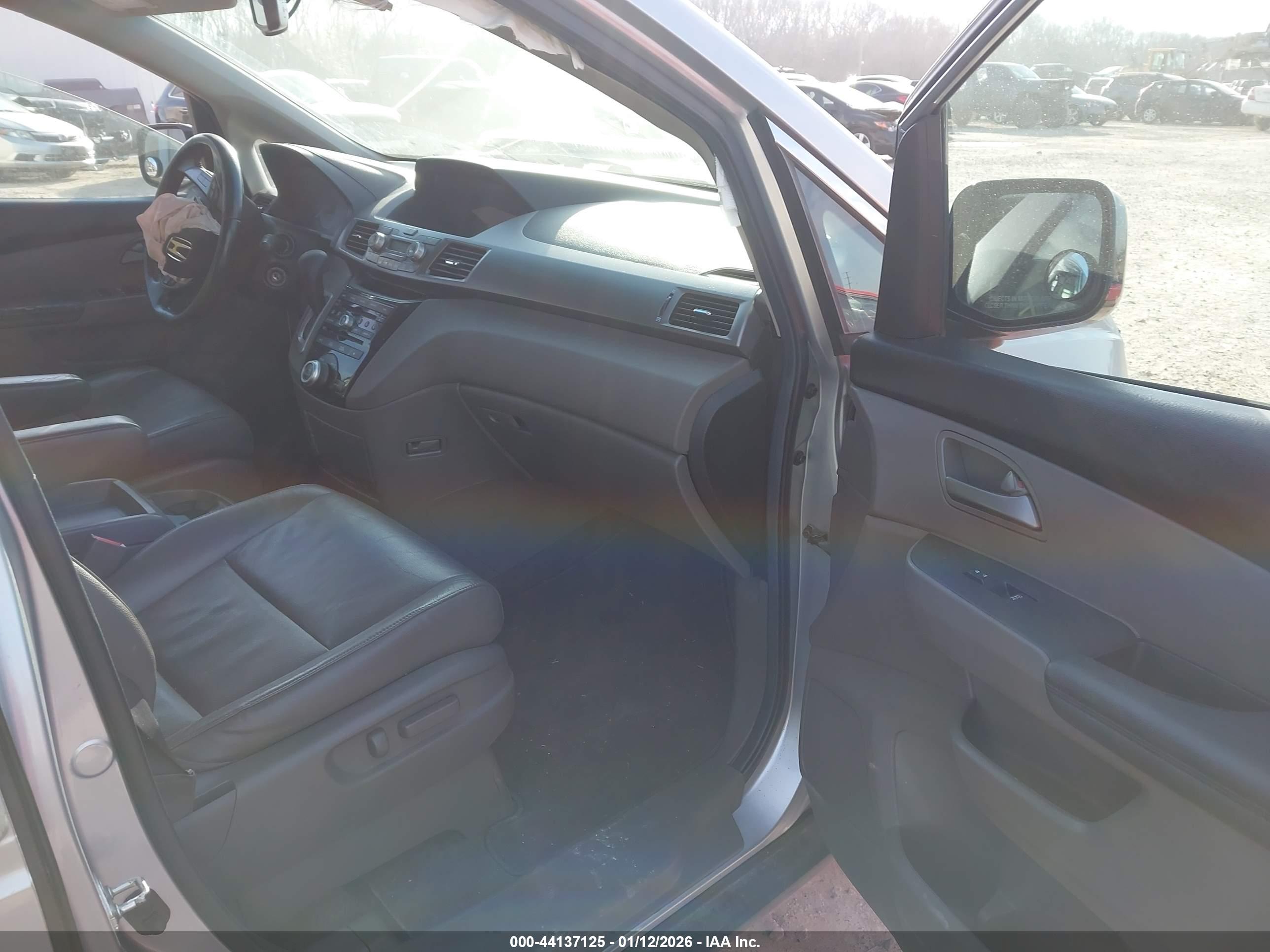 HONDA ODYSSEY image 5