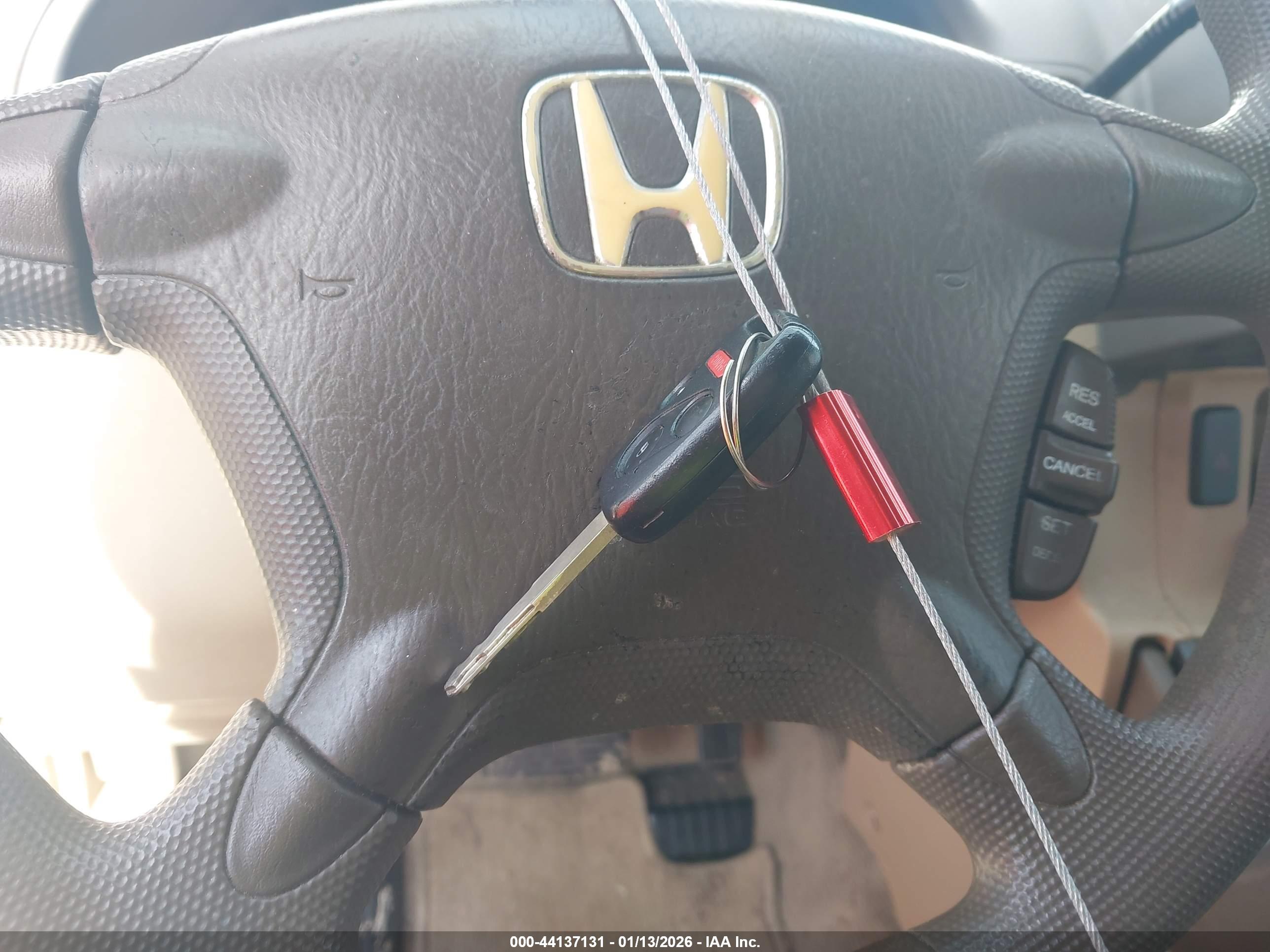 HONDA CR-V image 11