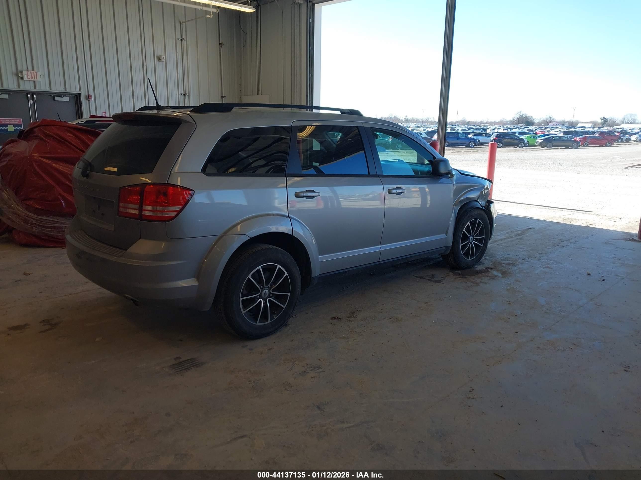 DODGE JOURNEY image 4