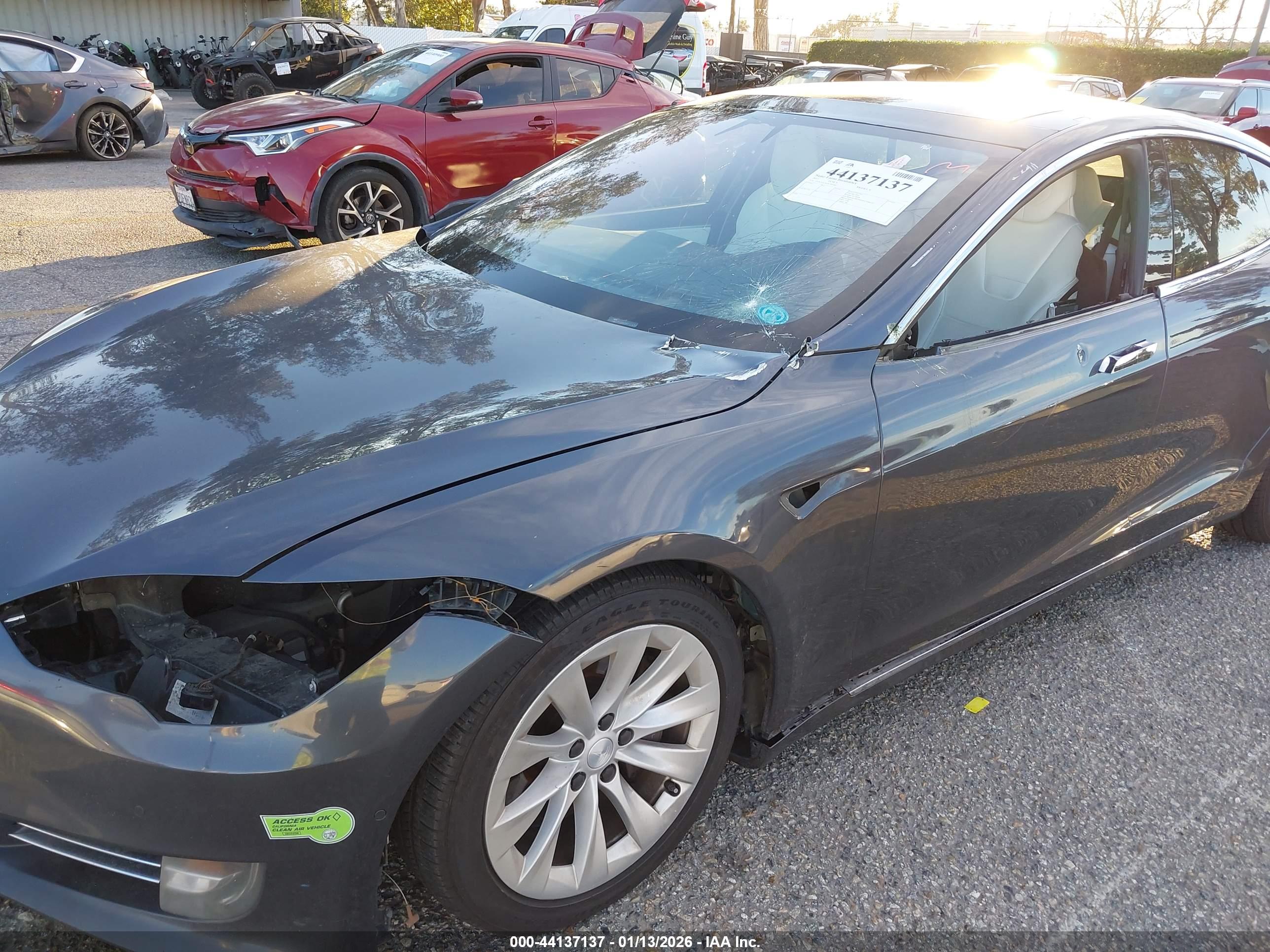 TESLA MODEL image 6